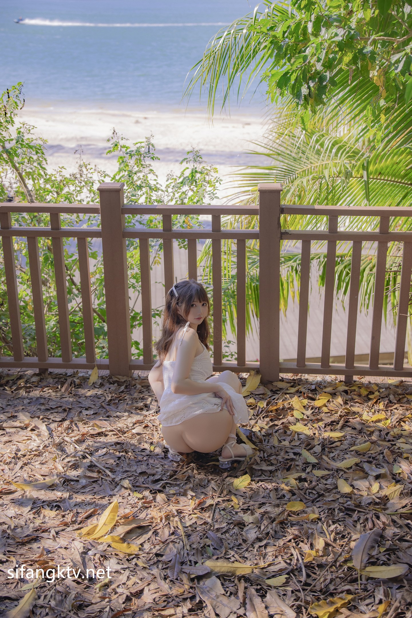 百万COS博主 Onlyfans nagisa魔物喵(132)
