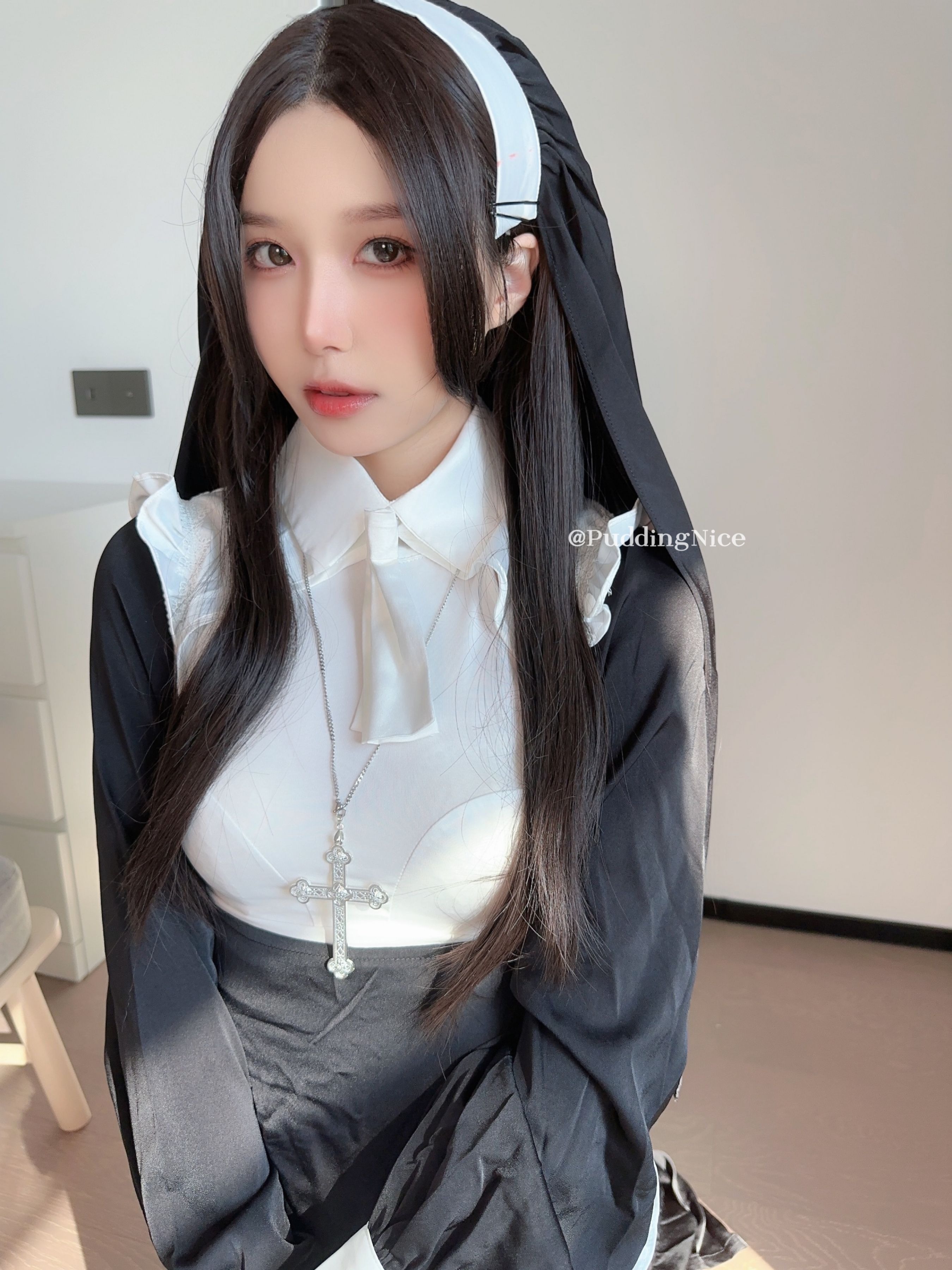 布丁大法 修女 167P 3V(82)