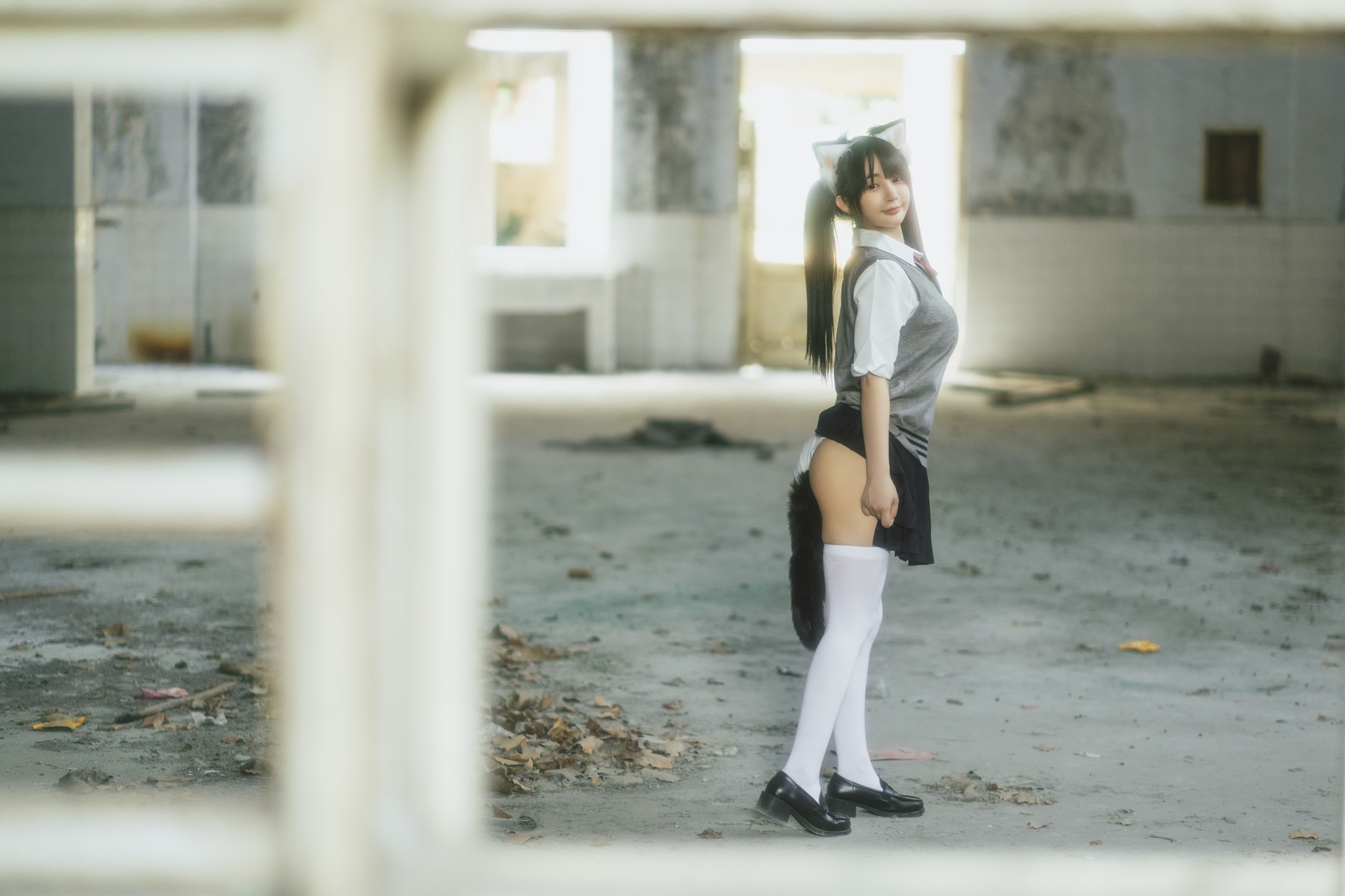 桜井宁宁 Cosplay 废墟jk(14)