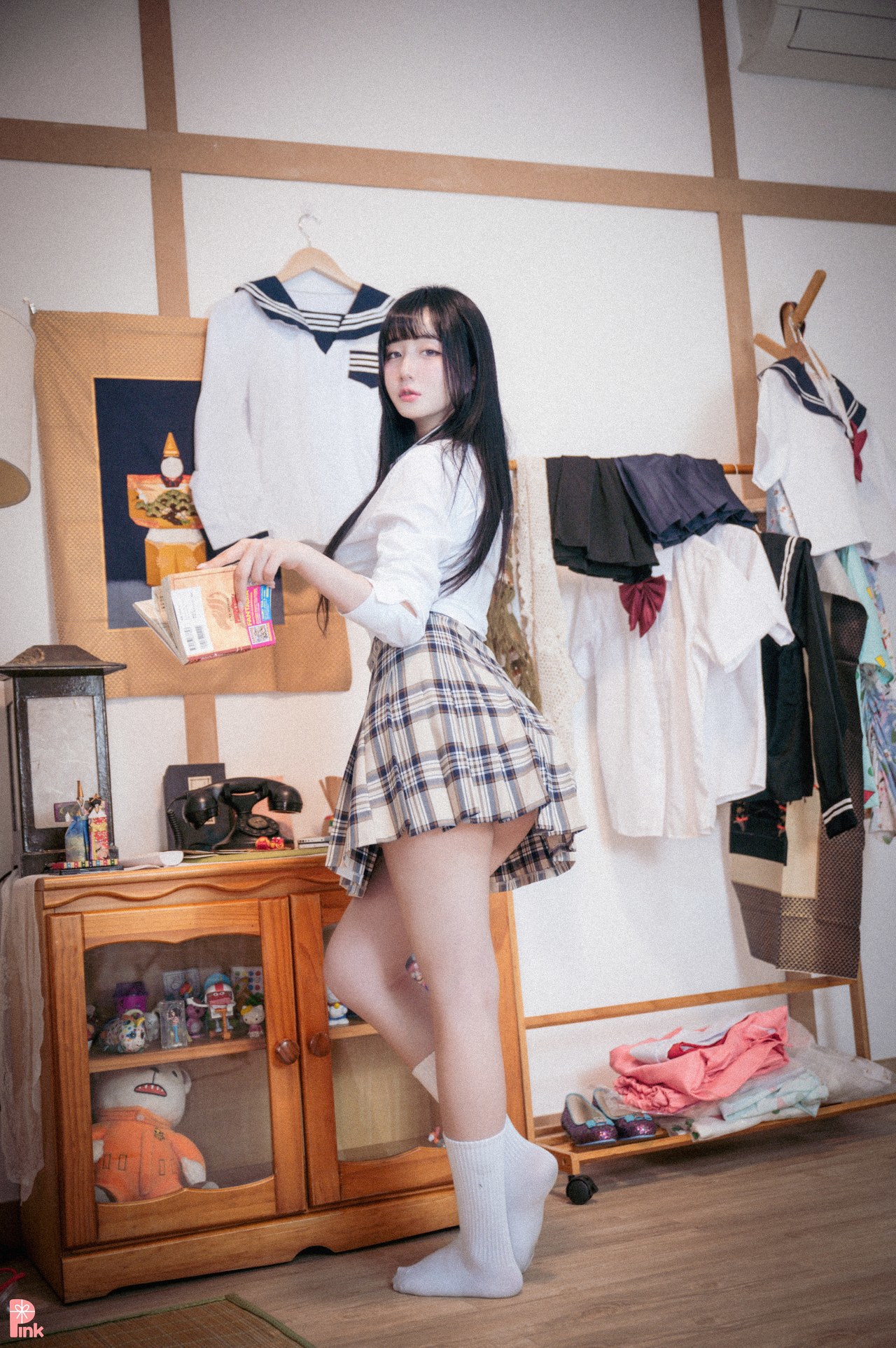 Han Jina 한지나, [PINK] 지나의 교복 생활 (Bright Ver)(38)