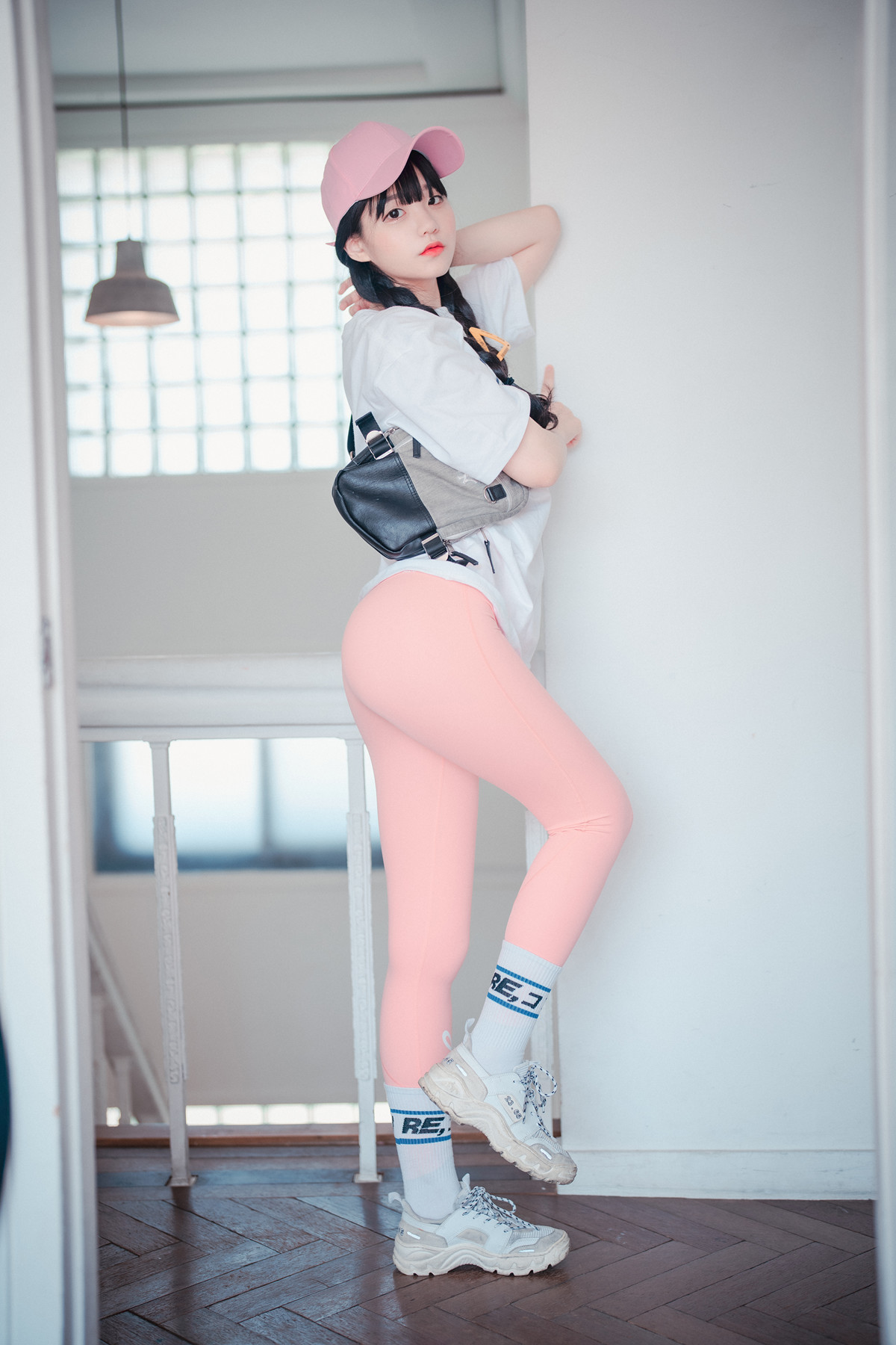 Jeong Jenny 정제니, DJAWA &#8216;Loose and Tight Pink&#8217; Set.03(15)