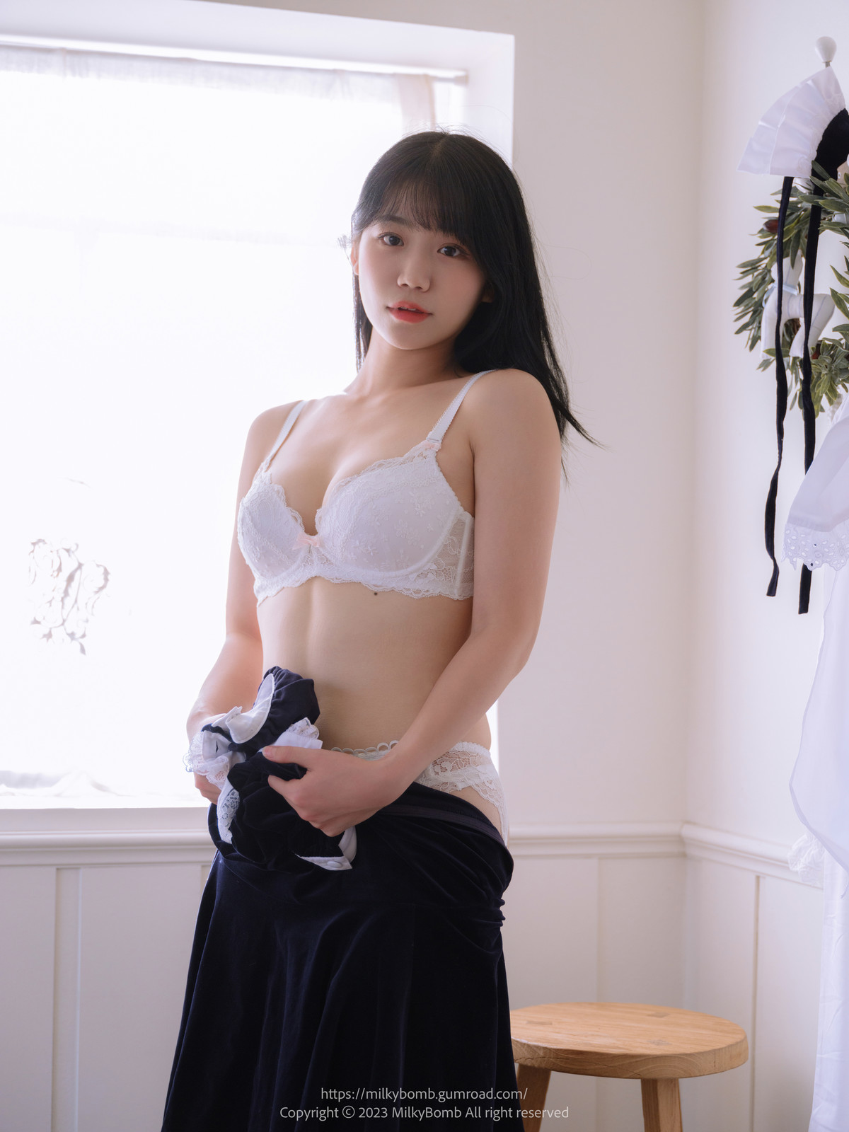 Yui 유이, [MilkyBomb] Maid Set.02(23)