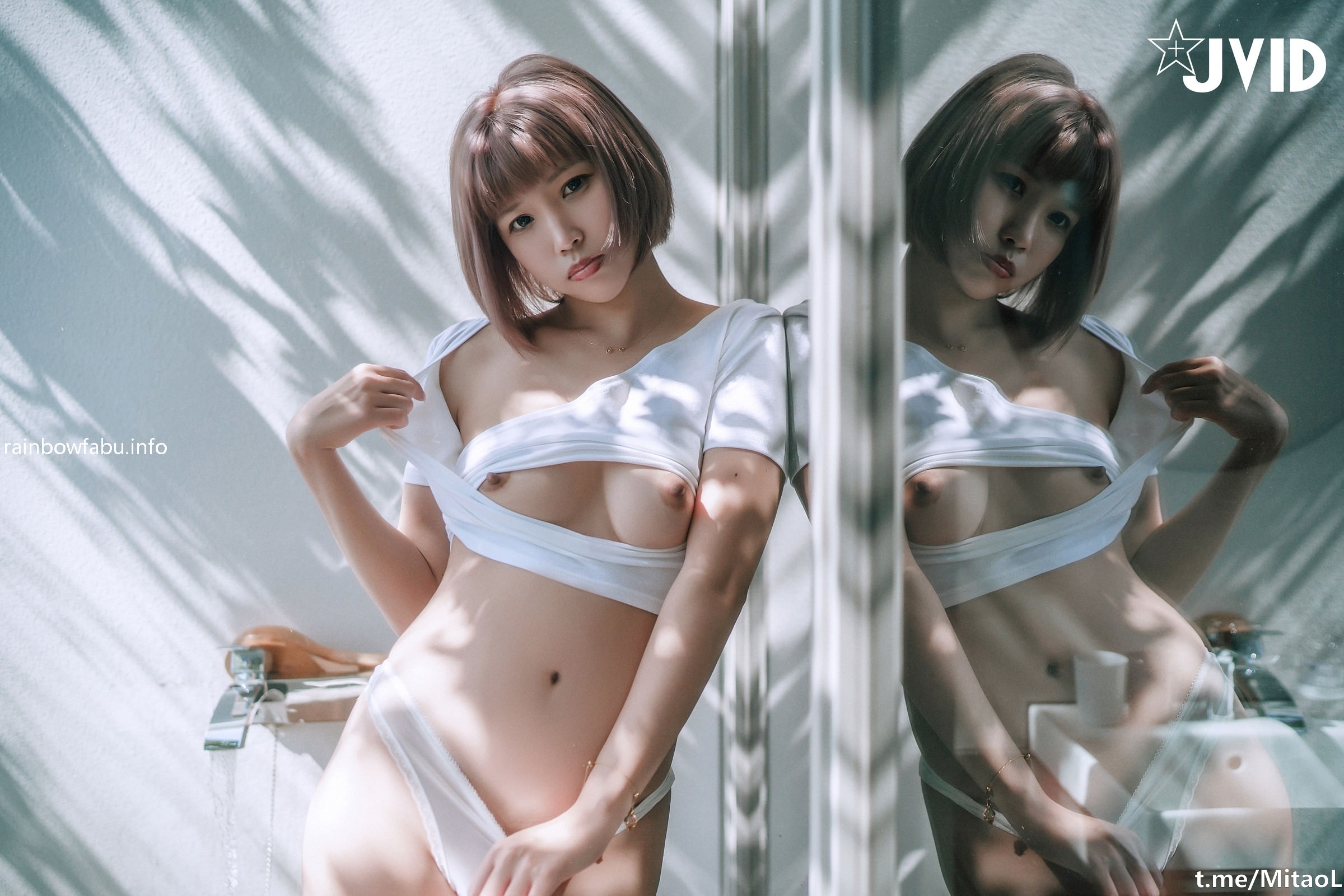 JVID唯美情色艺术尤物 果宝宝 未曾谋面的网恋小女友 洞洞装湿身诱惑 美乳激凸紧致嫩穴 174P(137)