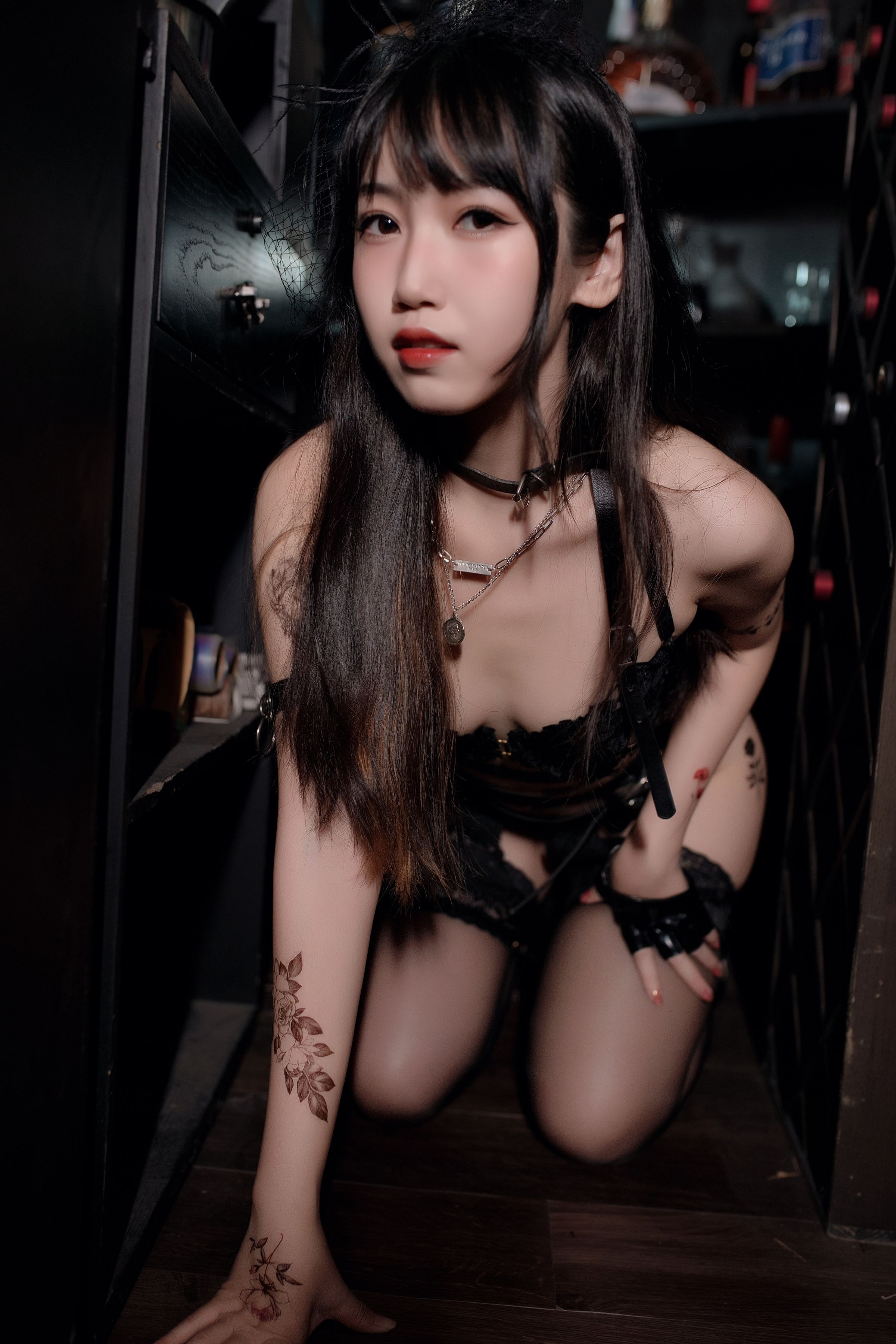 不呆猫 调教女王 91P1V(84)