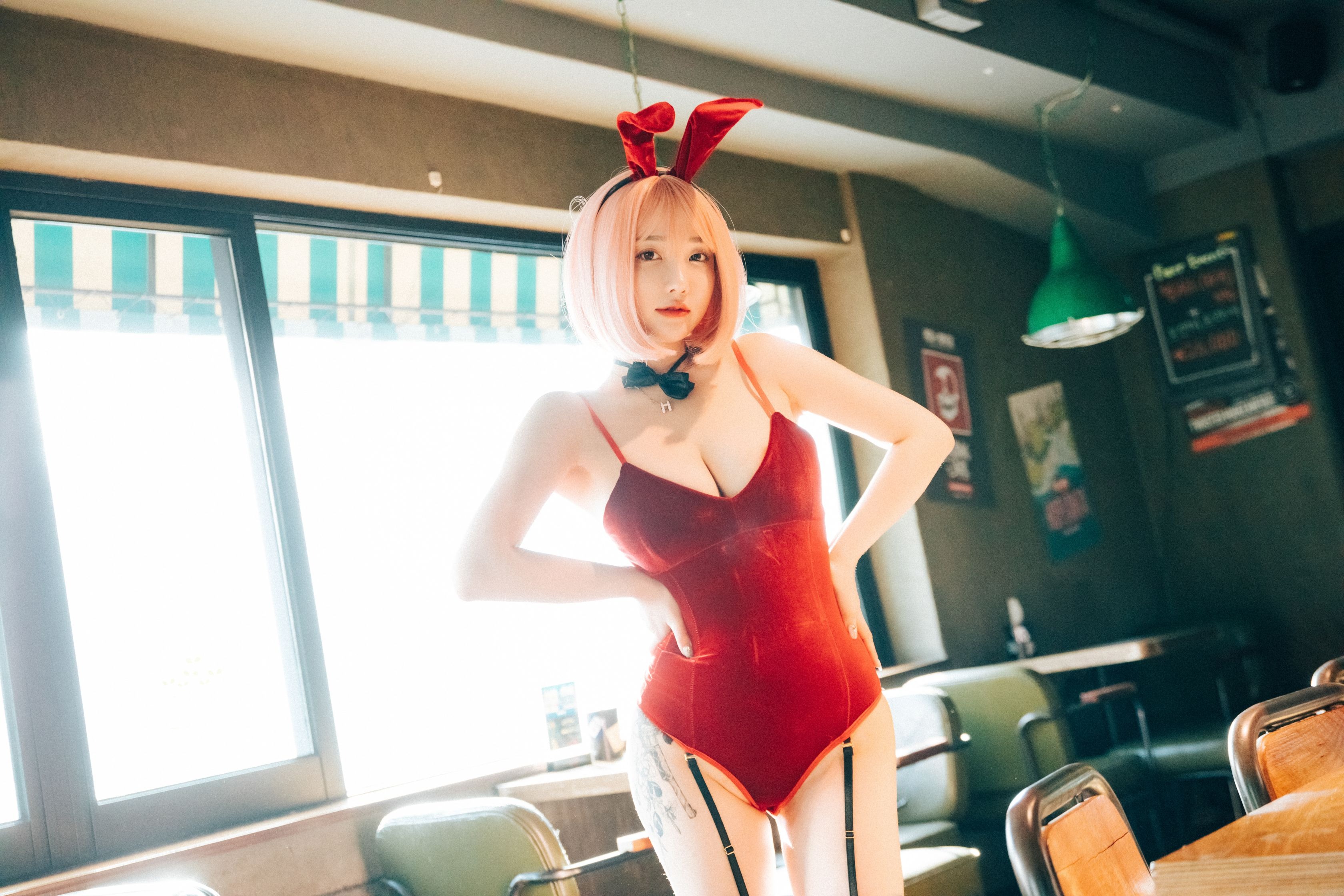 孙乐乐 - [Loozy] Son Ye-Eun (손예은) - Tainted Love Bar(61)