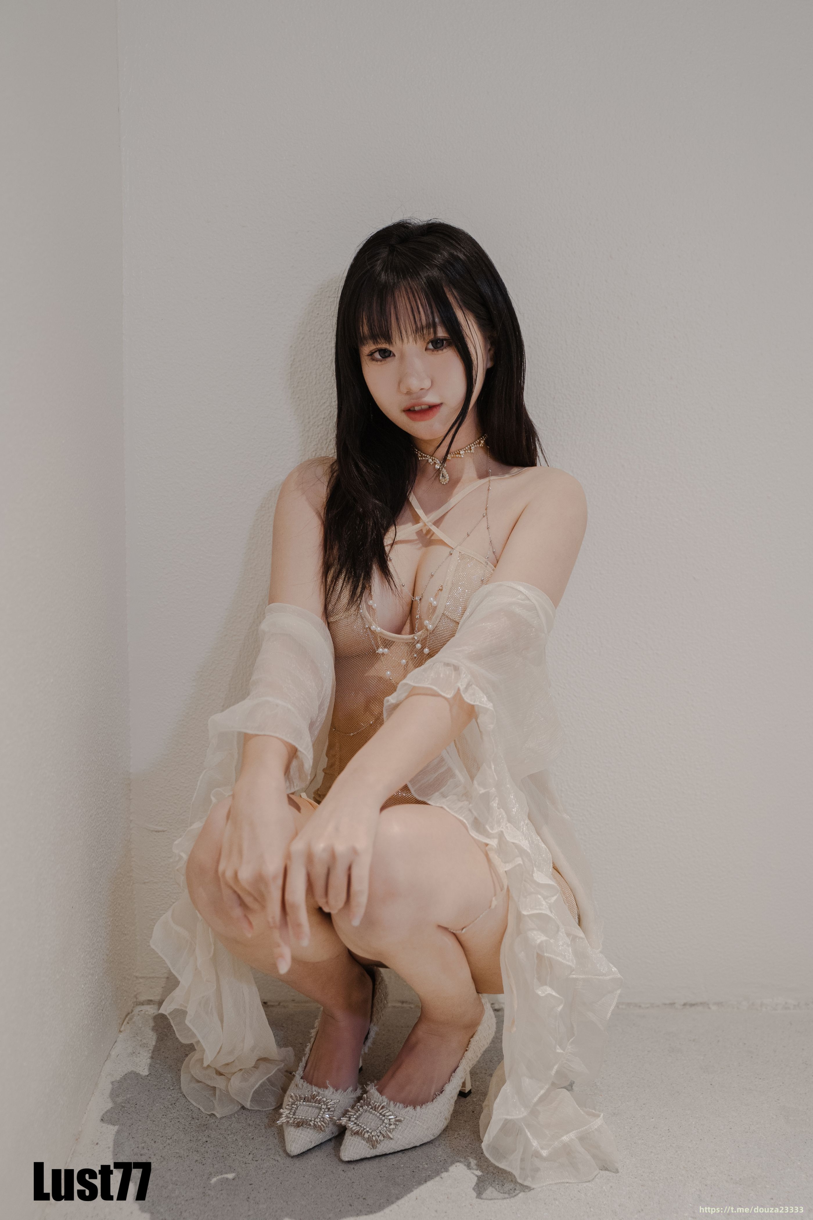 柒柒不可爱 纸醉金迷 [90P1V-1.68GB](56)