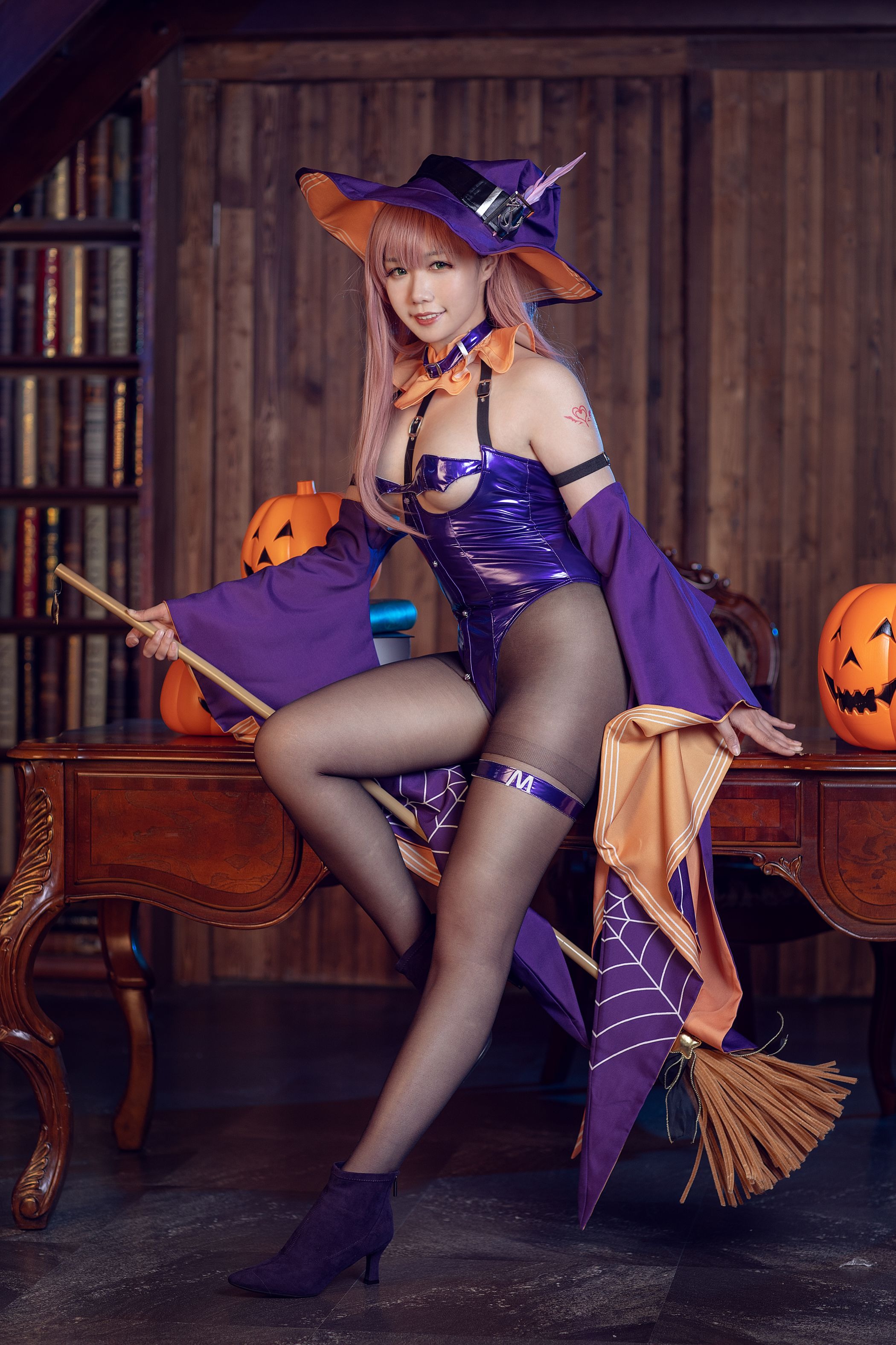 Makachan 麻花麻花酱 - Memphis Halloween (Azur Lane)
