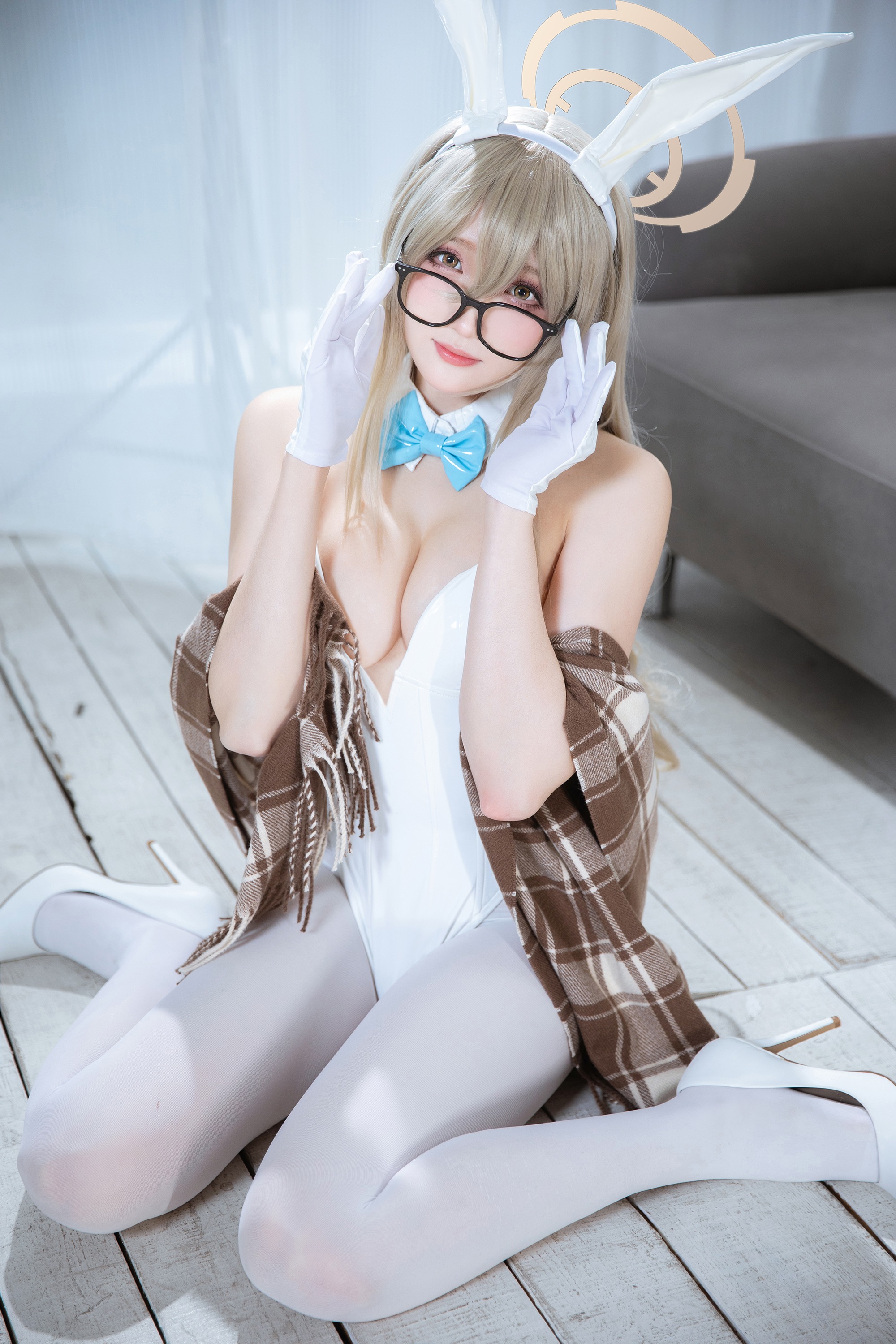 Momoko葵葵&瓜希酱 BA兔兔cos双人本 [93P-272MB](29)