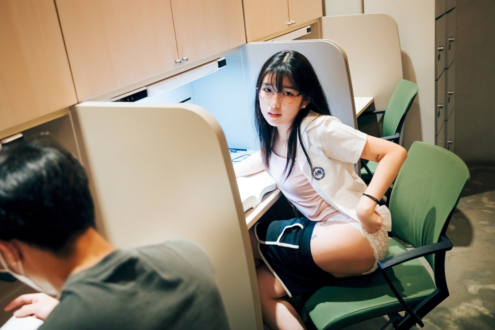 Sonson 손손, [Loozy] Reading Room Set.01(32)
