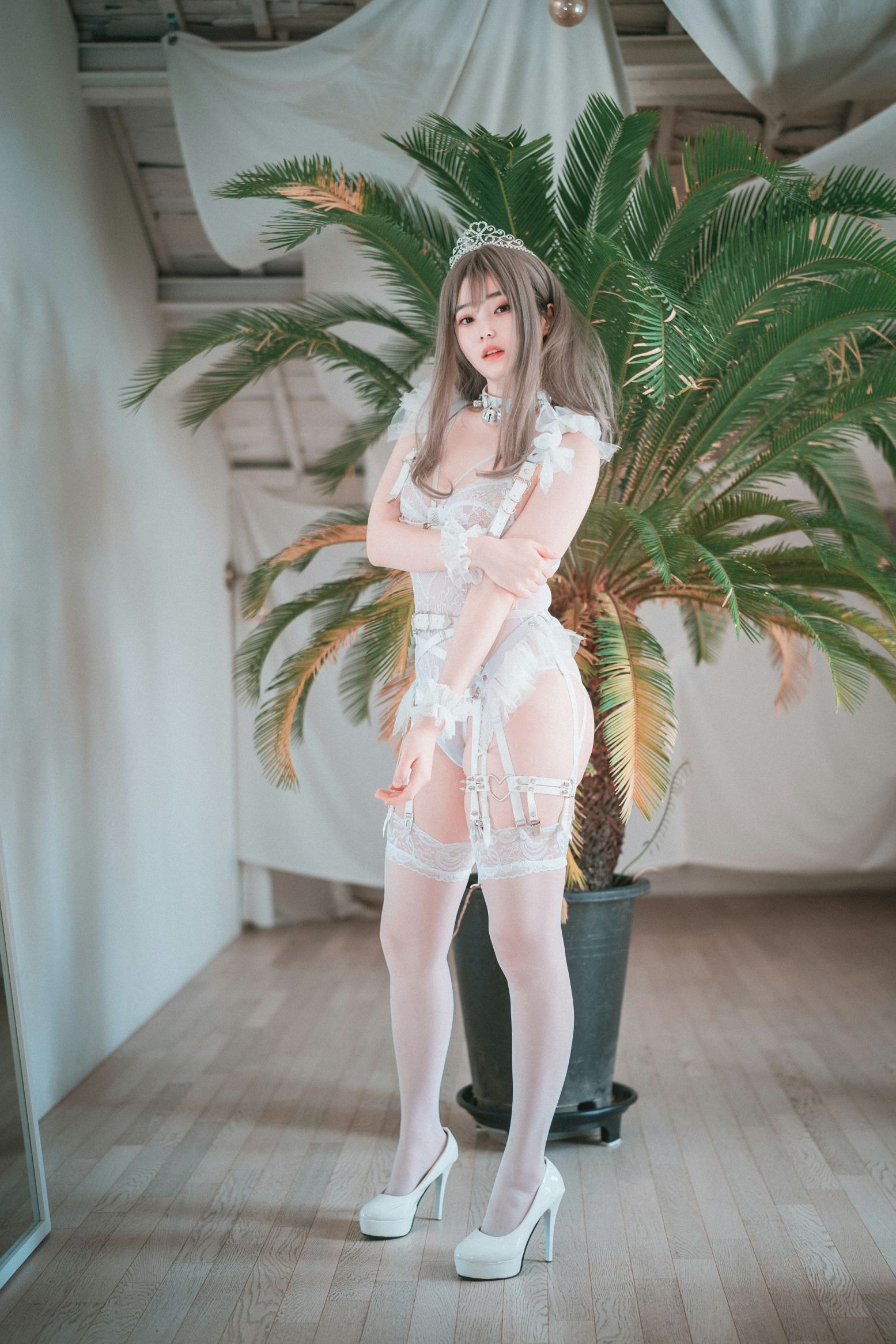 Bambi밤비 -  Reine de Blanc (A-side)(57)