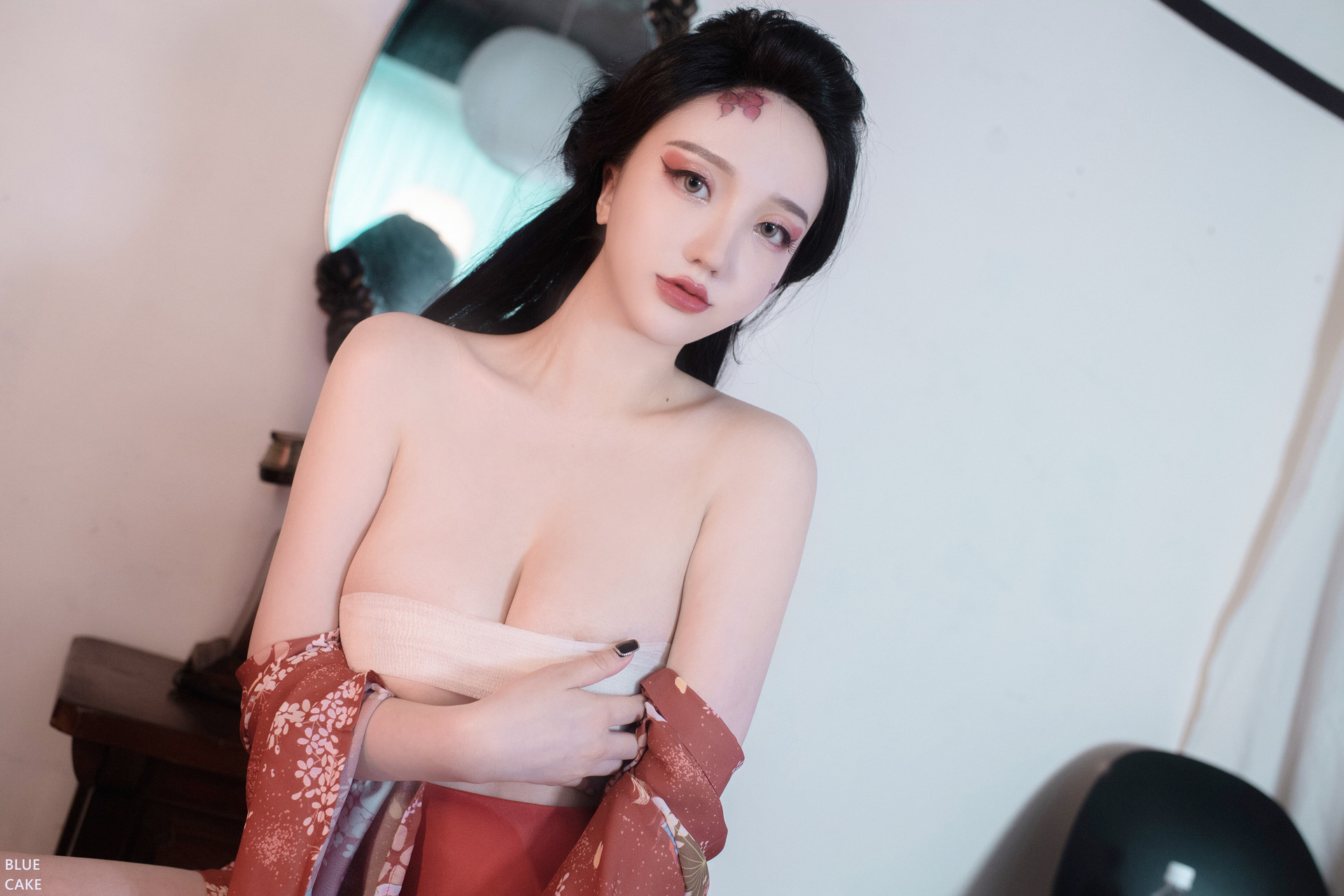 Son Yeeun 손예은, [BLUECAKE] RED ONI &#8211; Set.02(7)