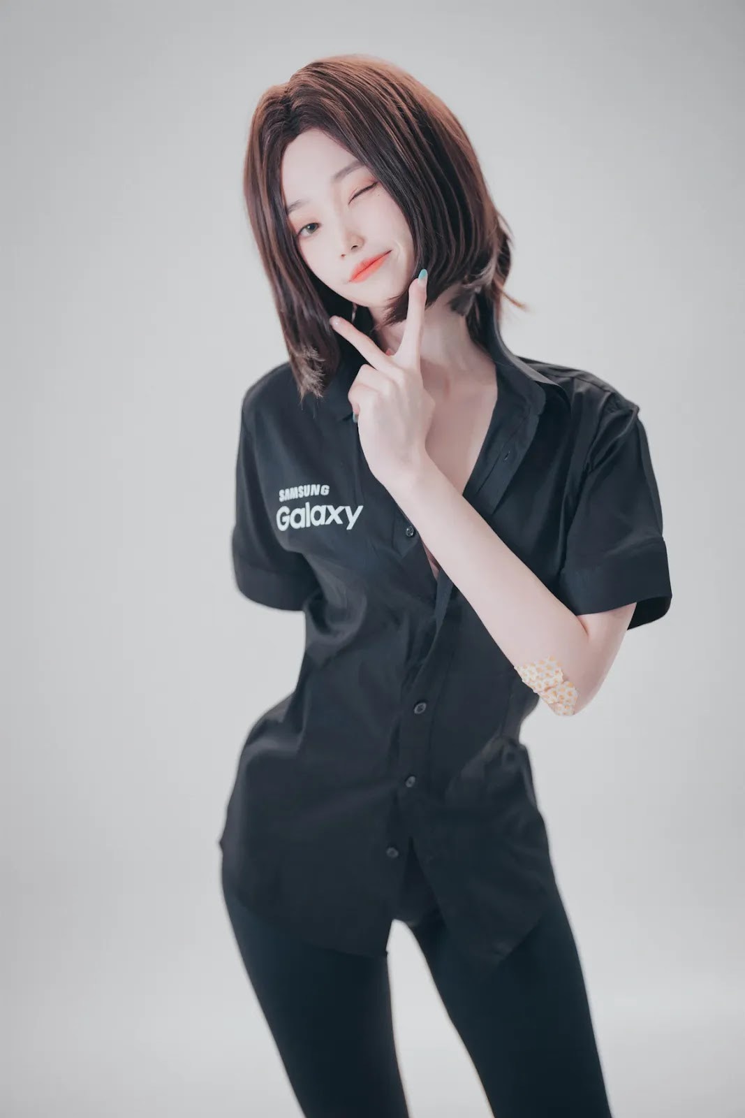 Bambi 밤비, [DJAWA] Hi Sam! Version-B(32)