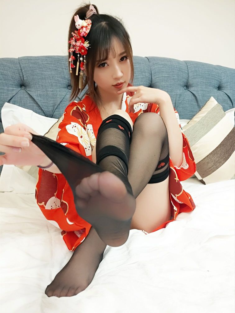小女巫露娜-和服桃心黑色长筒袜[44P](23)