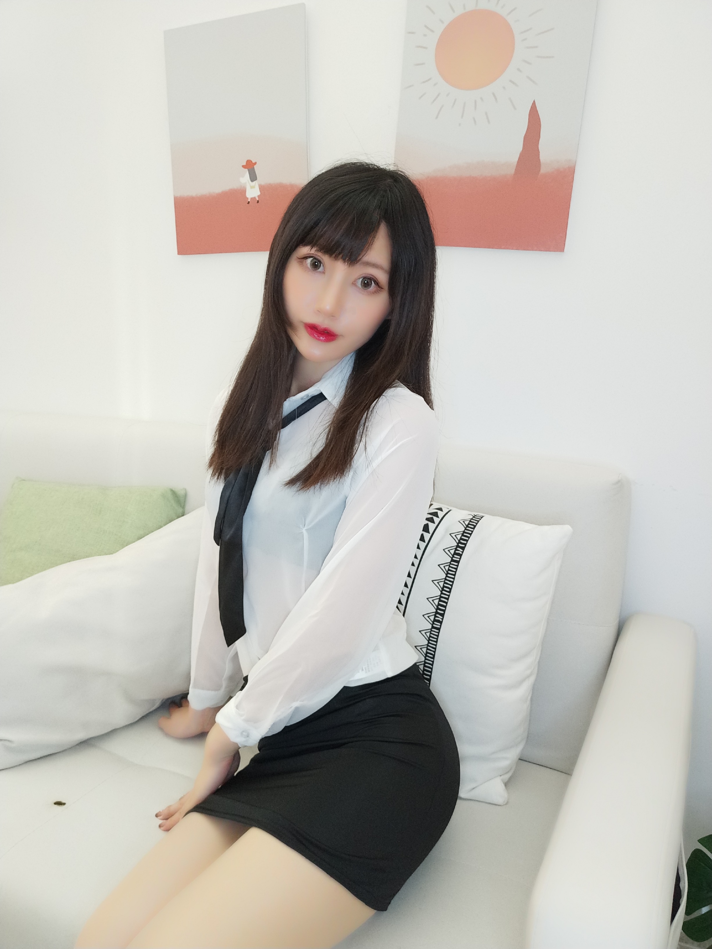 木之本果 自撮りVol.13 秘書さんは退勤後です。 [108P4V-523MB](2)