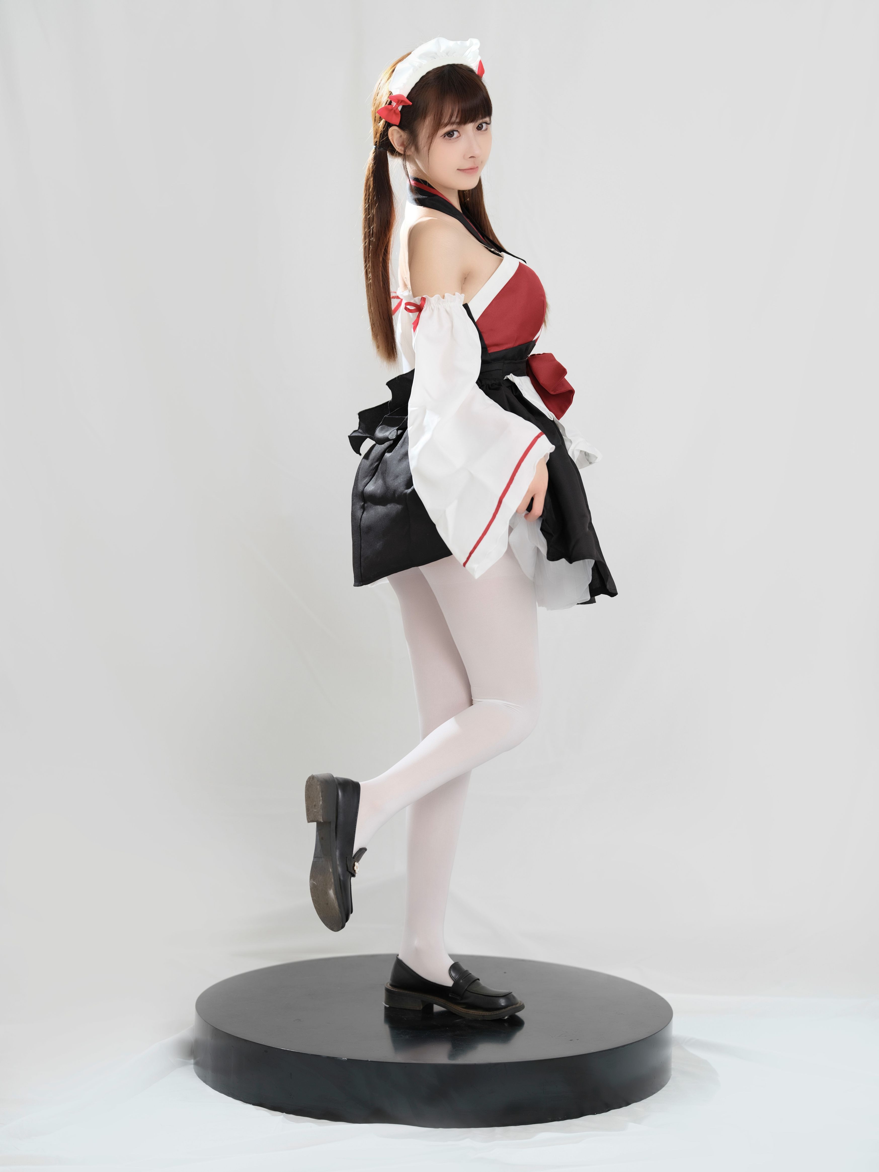 河豚抚子 红衣小女仆（1月19打赏群资源）(22)