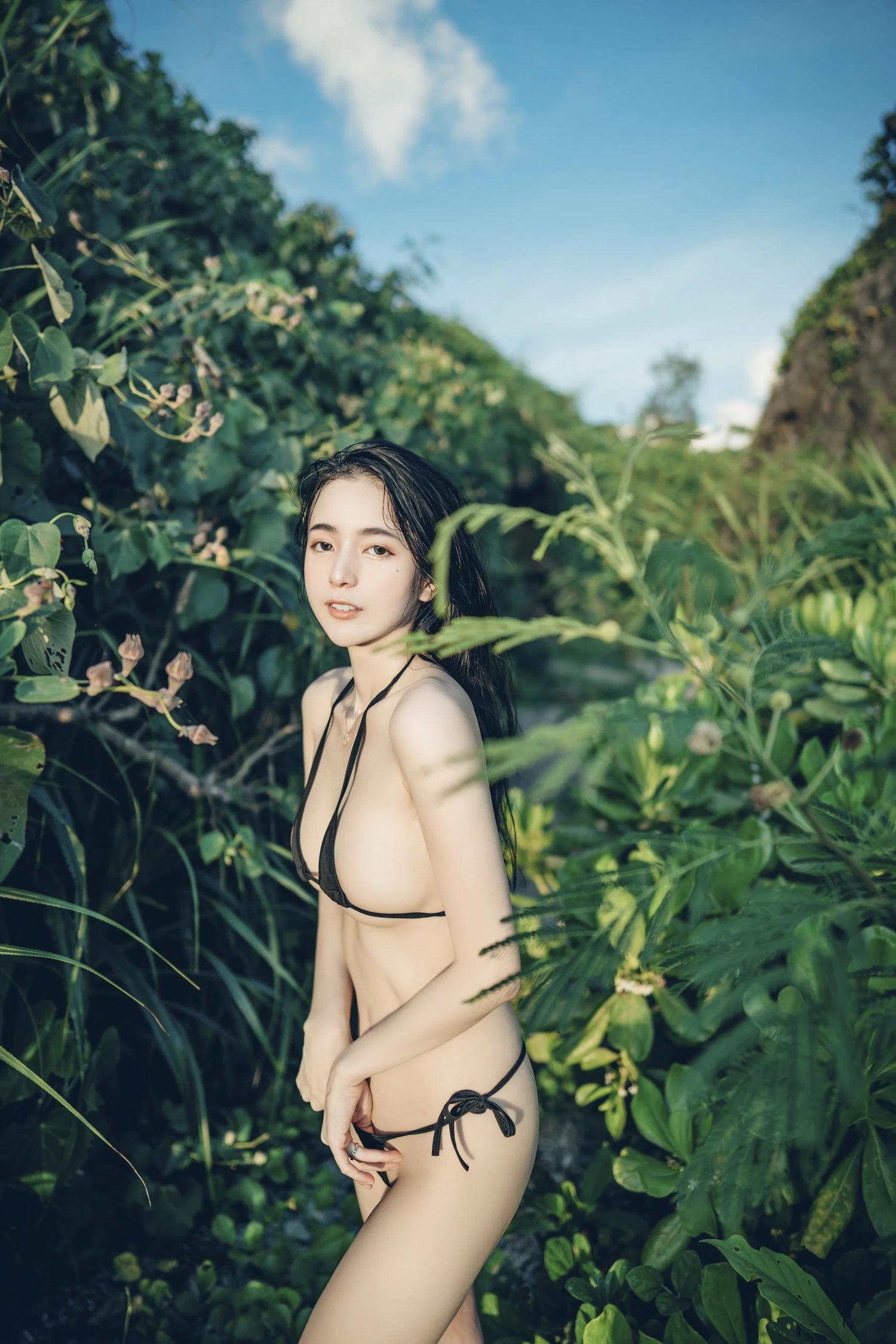 仙仙辰生日最大尺度呈現?實體寫真電子版限定尺度?內容超級豐富 用心 Vol.02(11)