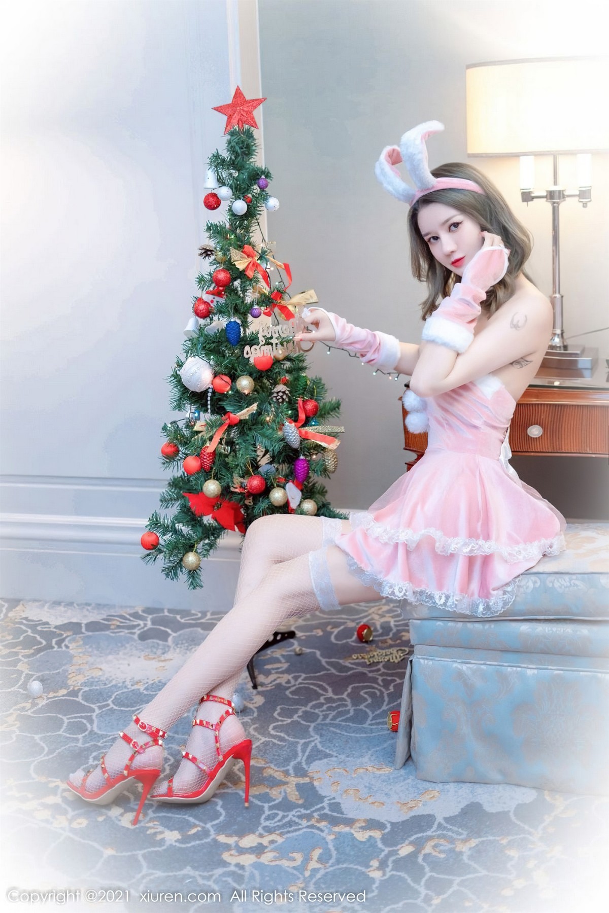 [XiuRen秀人网] 2021.12.23 No.4374 文芮(48)