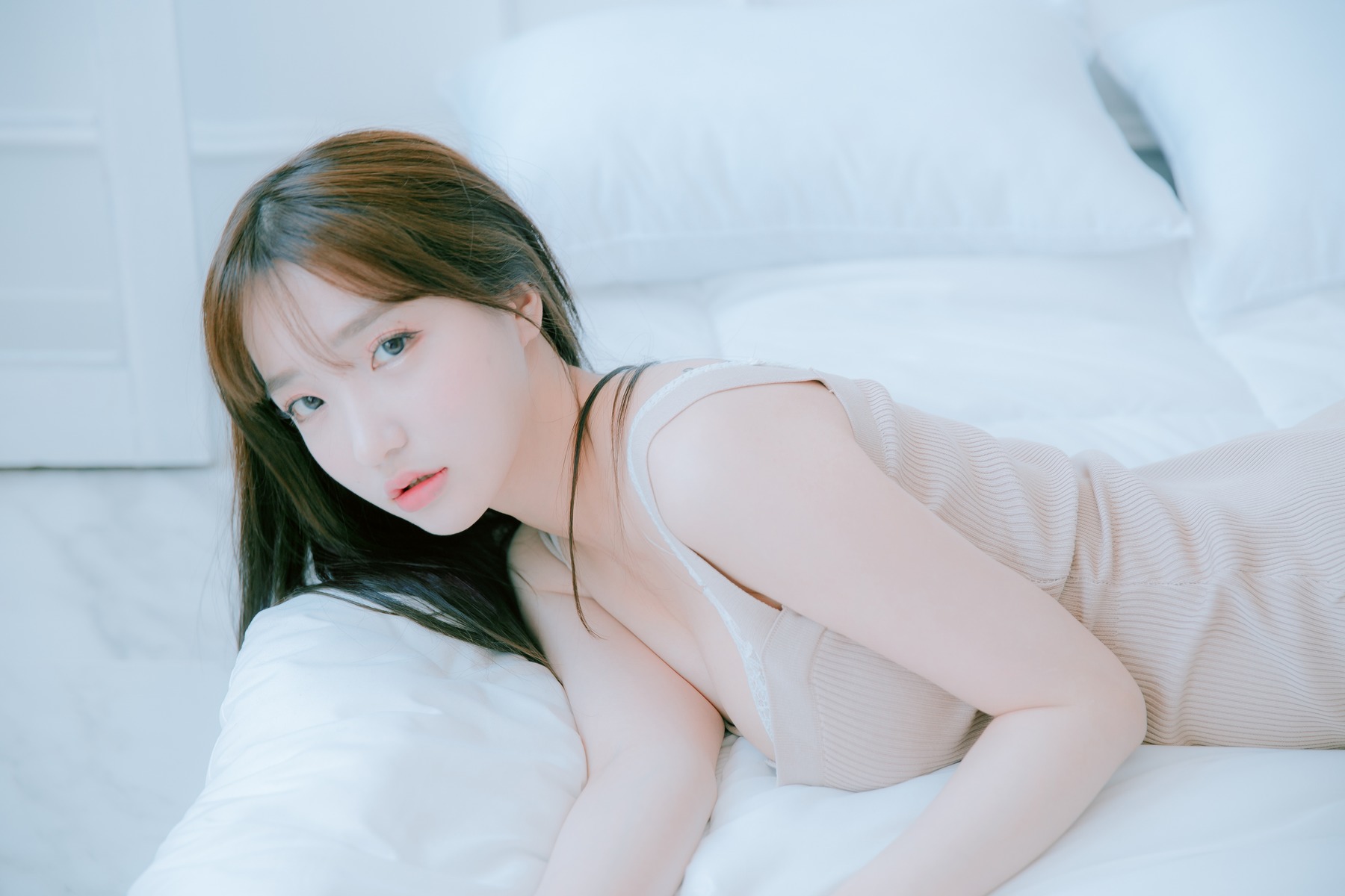 Son Yeeun 손예은, [JOApictures] Son Ye-Eun (손예은) x JOA 20. APR Vol.1 &#8211; Set.01(24)