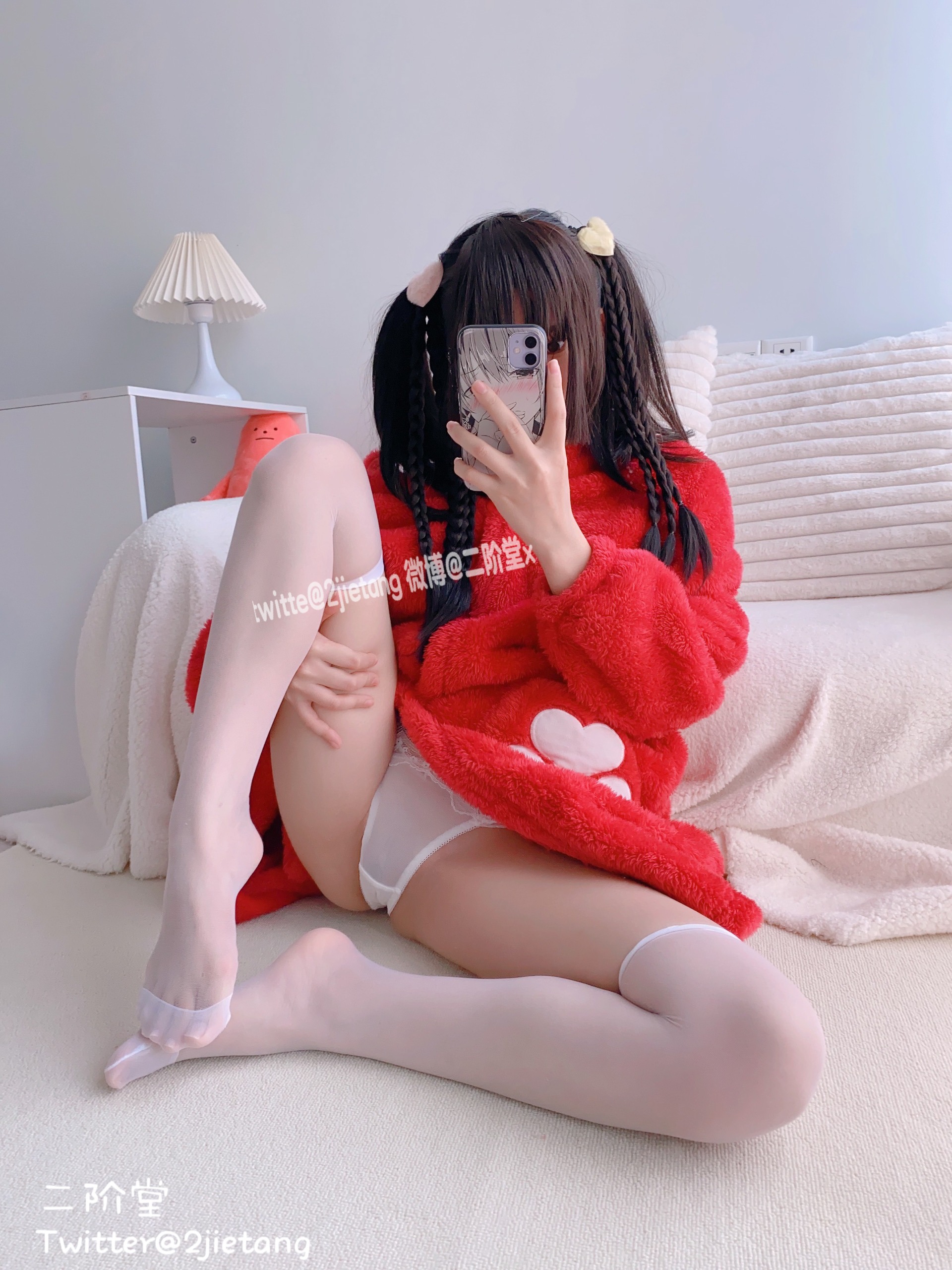 二阶堂 红色熊衣 134p1v(56)