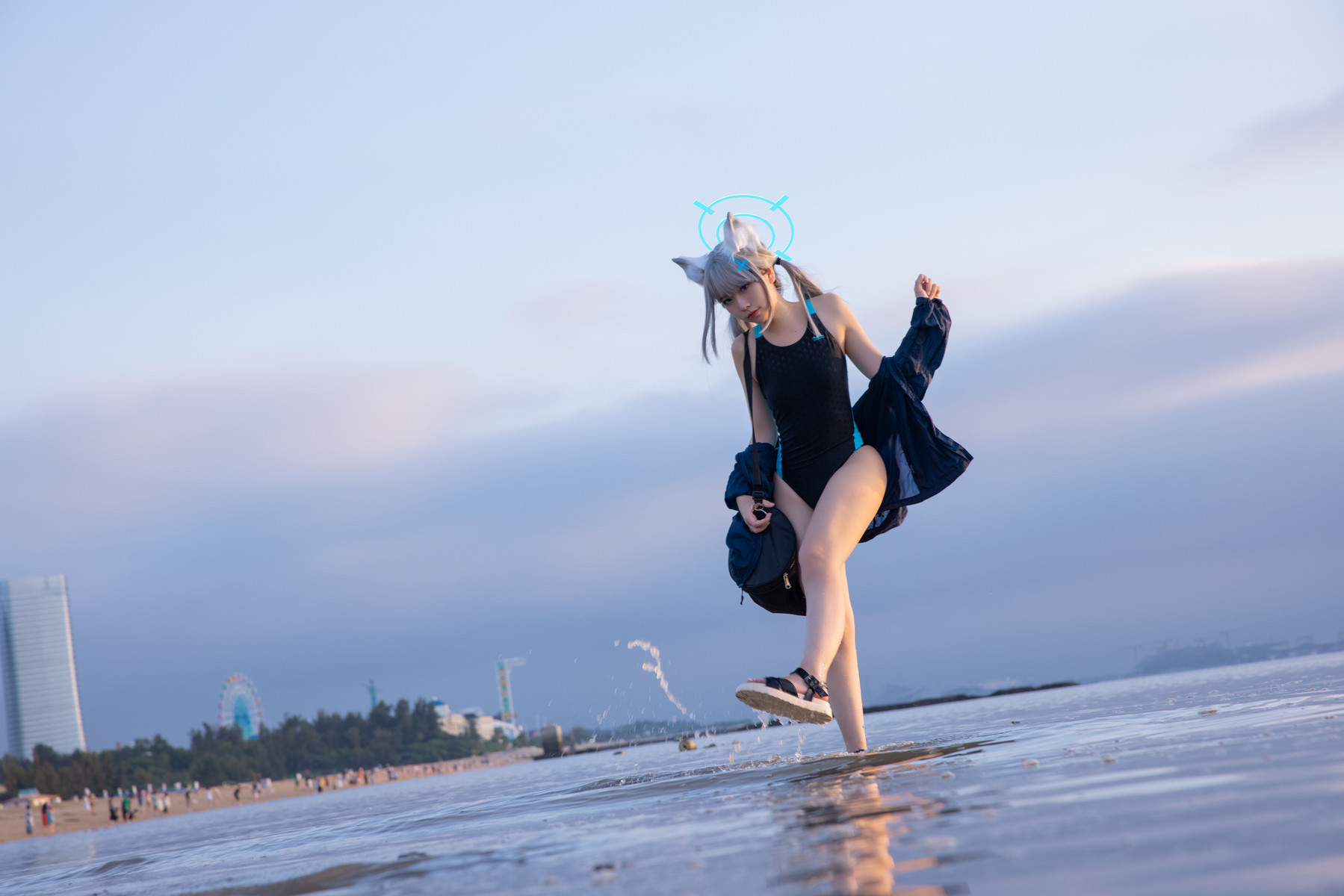 Cosplay G44不会受伤 碧蓝档案 砂狼白子泳装(25)