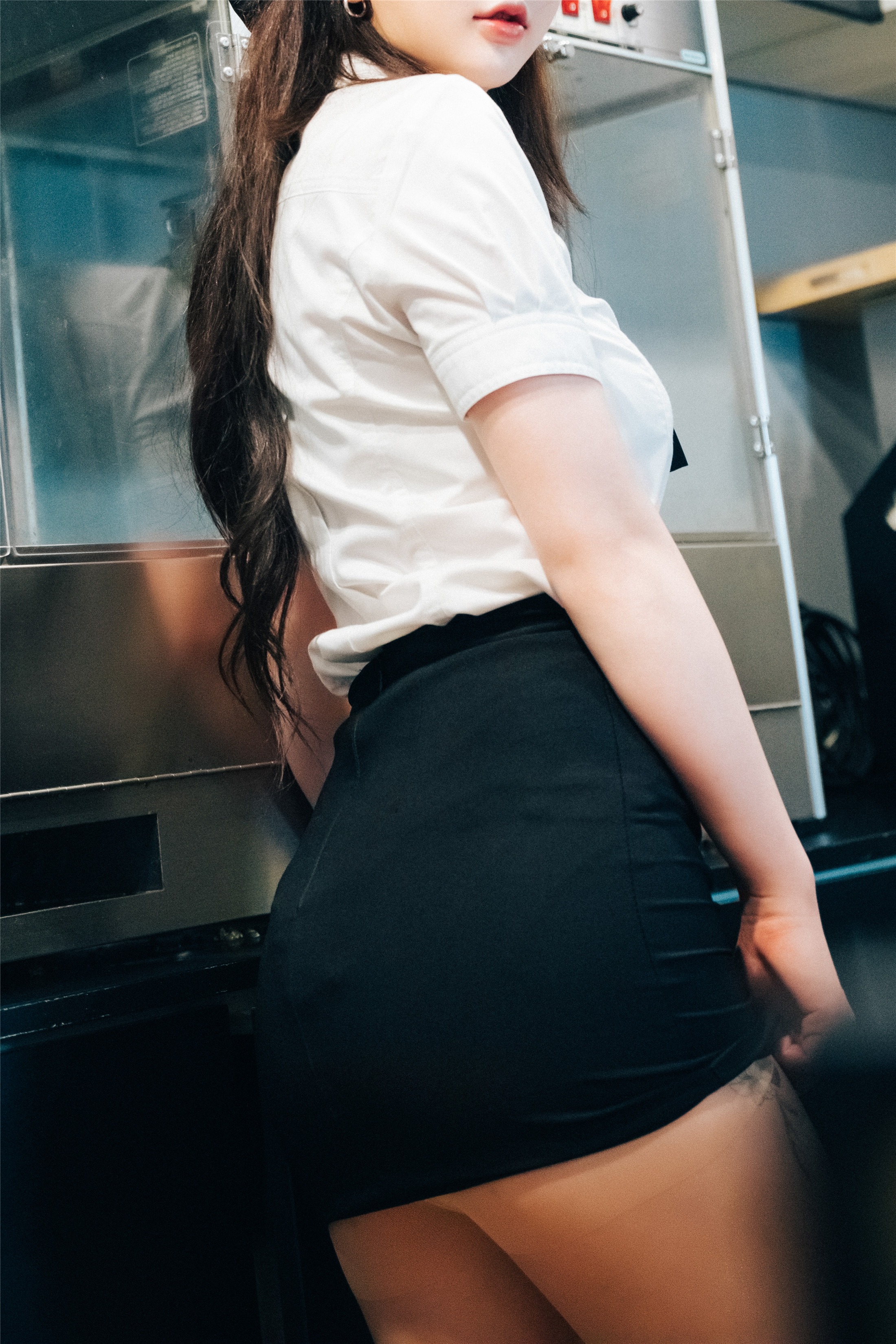 [Loozy] Son Ye-Eun (손예은) - Ticket Girl 120P(6)