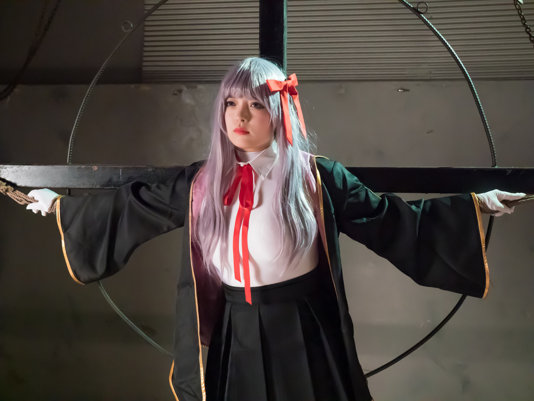 あなたが好きなのは？ダークな世界観で緊縛されている少女(25)