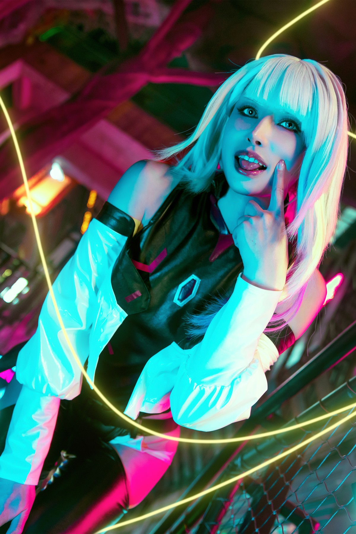 Cosplay 鹿八岁 赛博朋克：边缘行者 露西(5)