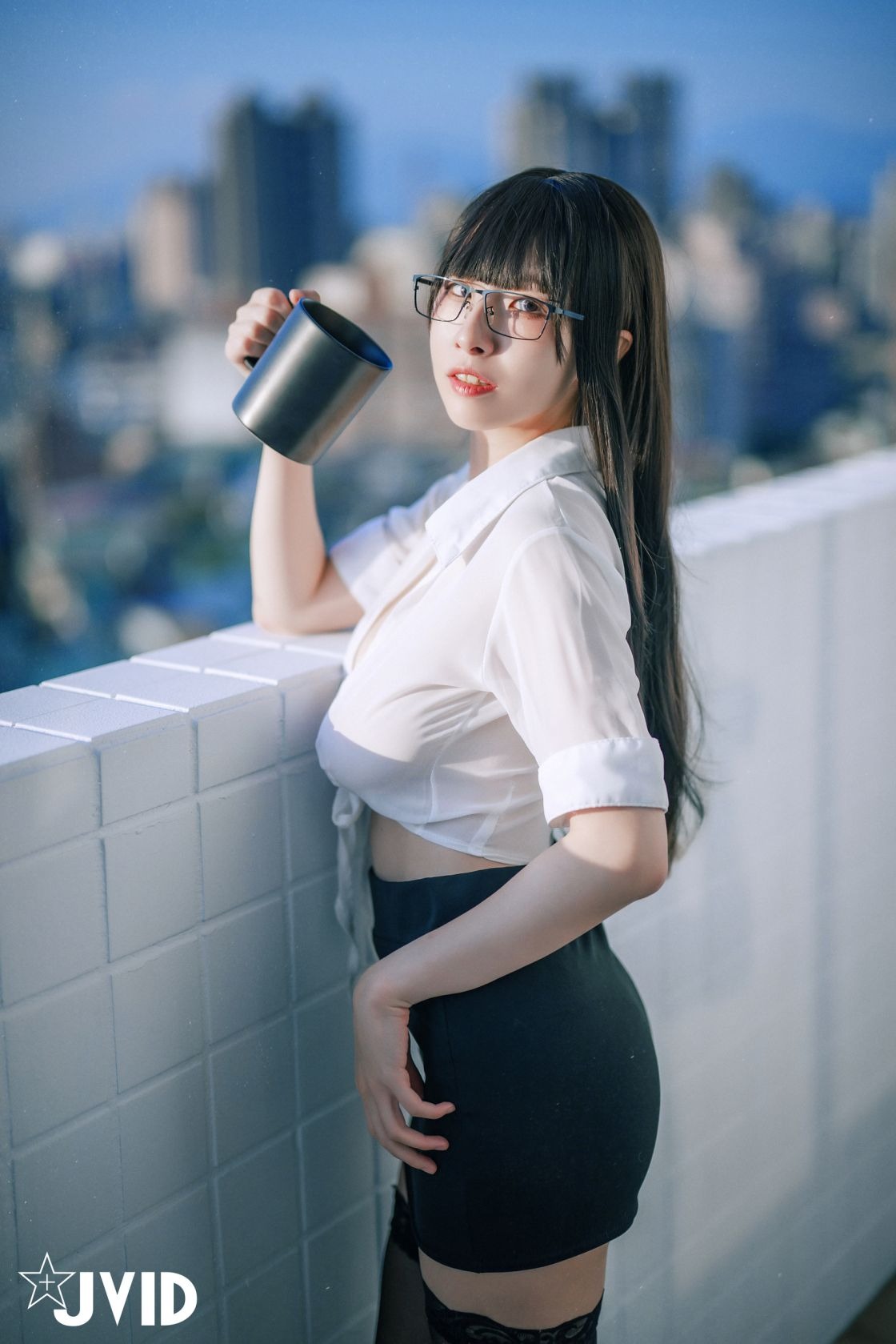 [JVID]黎菲儿 色色的、能幹的超巨乳女同事(33)