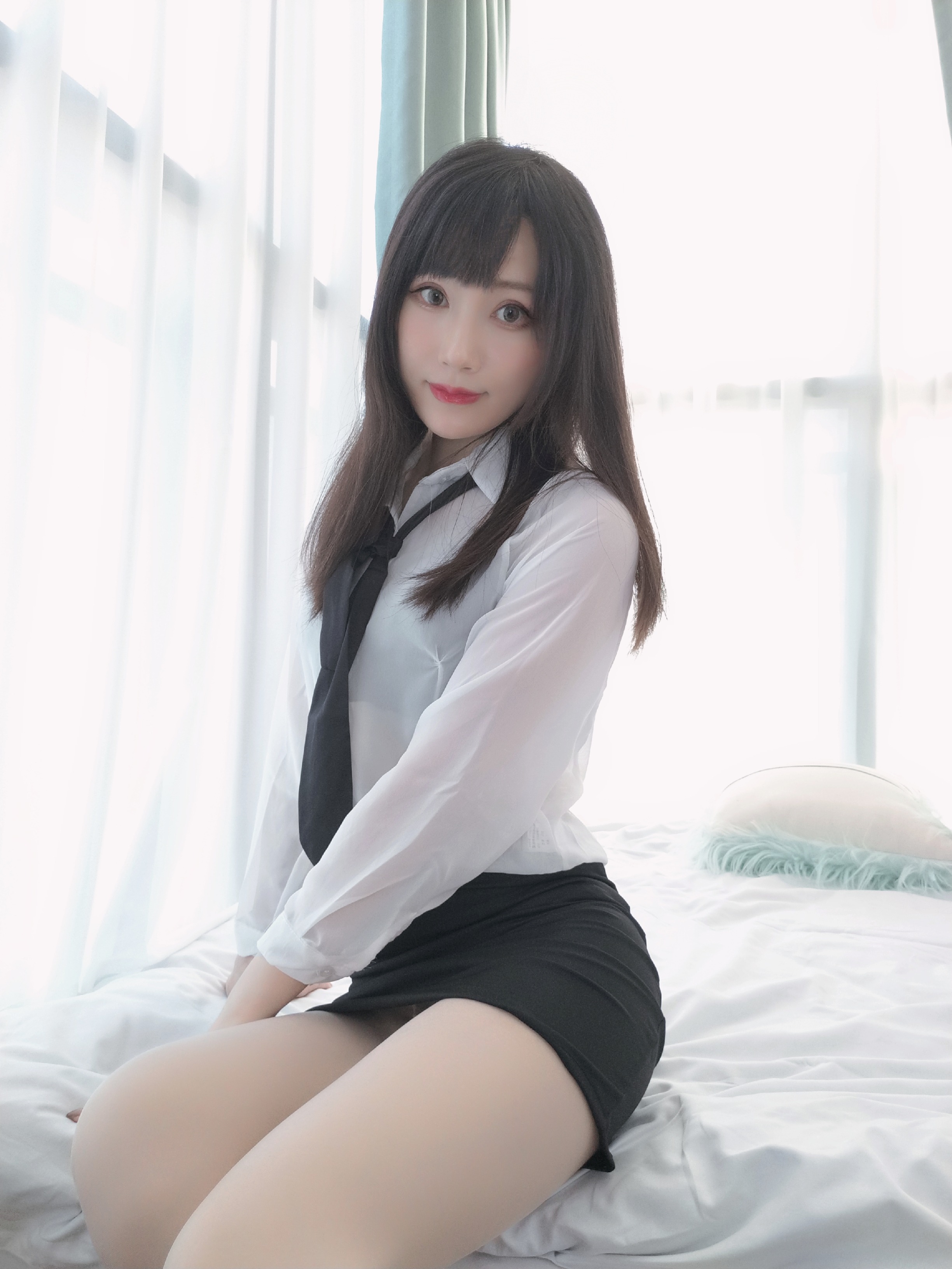 木之本果 自撮りVol.13 秘書さんは退勤後です。 [108P4V-523MB](3)