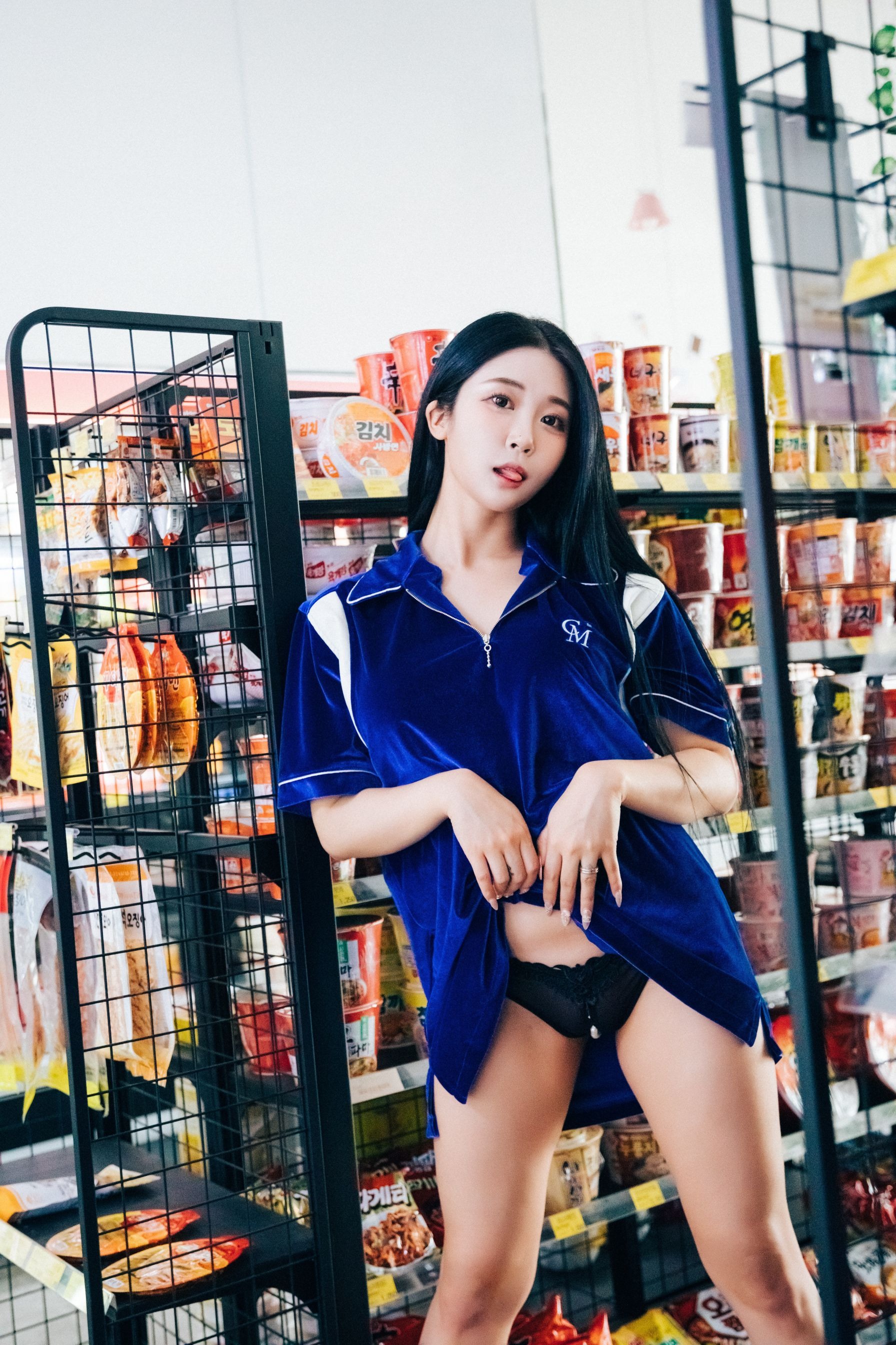 [Loozy] bomi Part Timer [124P-0.99GB](81)