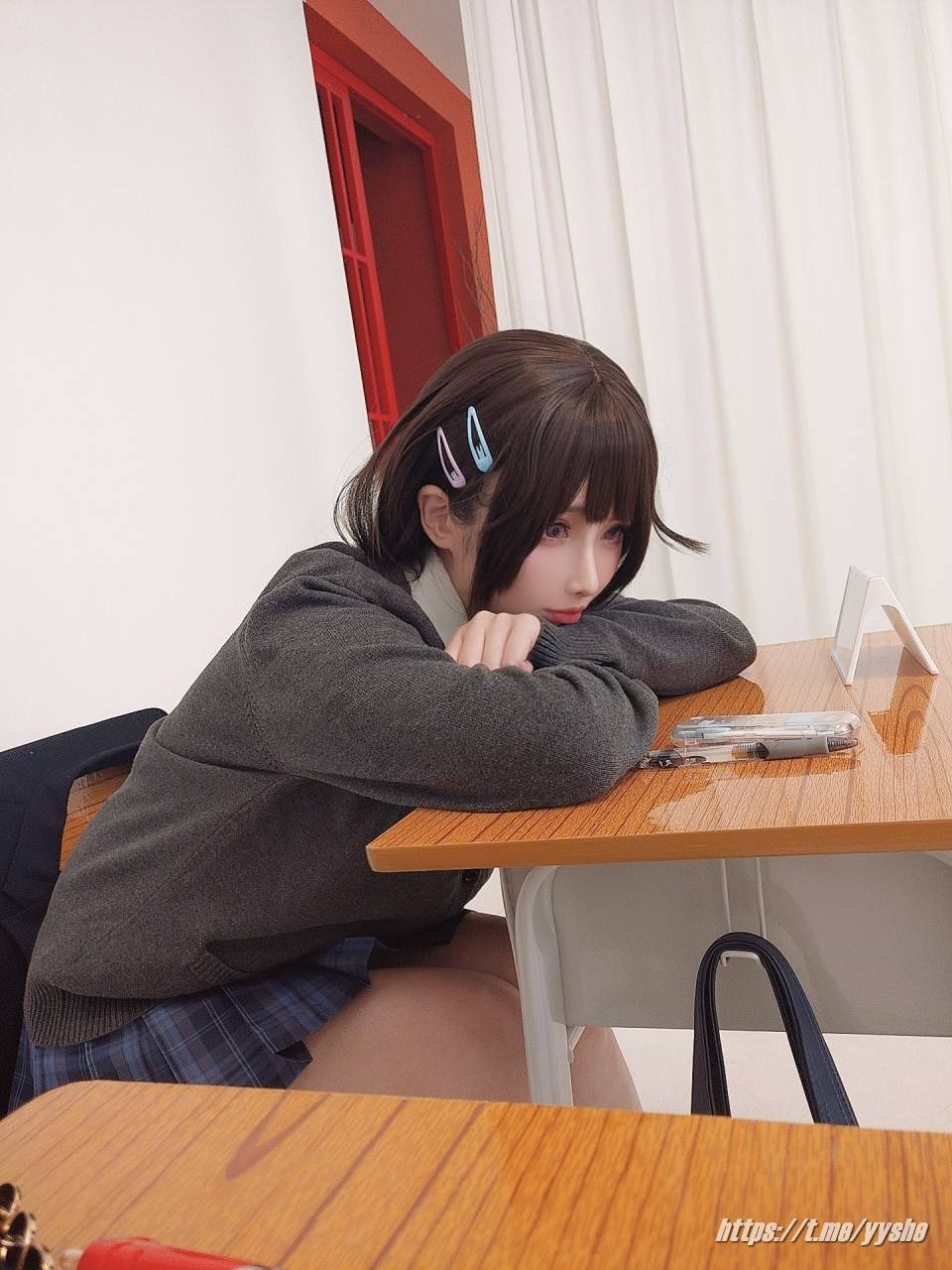 rioko凉凉子 - 牛头人三ntr [181P+12V]