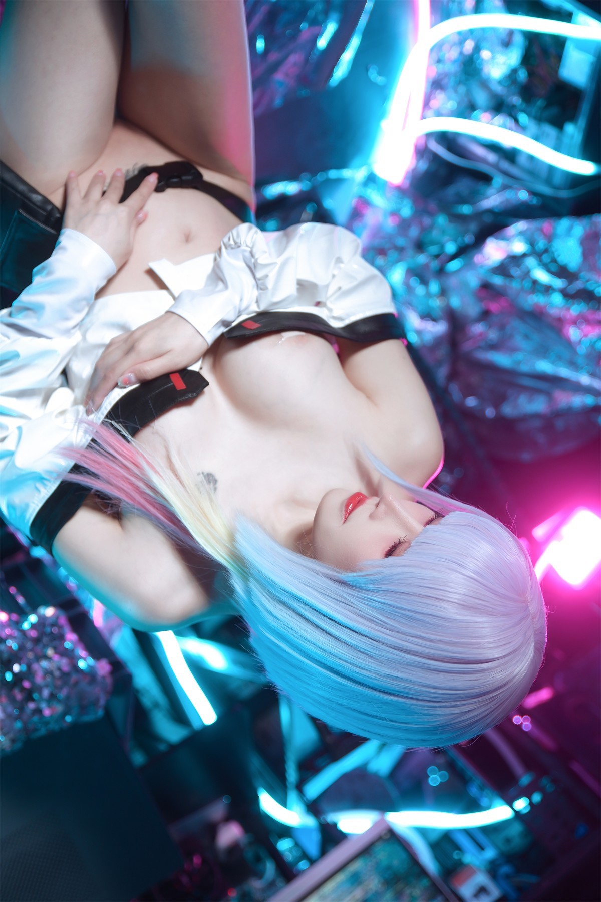 Cosplay 鹿八岁 赛博朋克：边缘行者 露西(19)