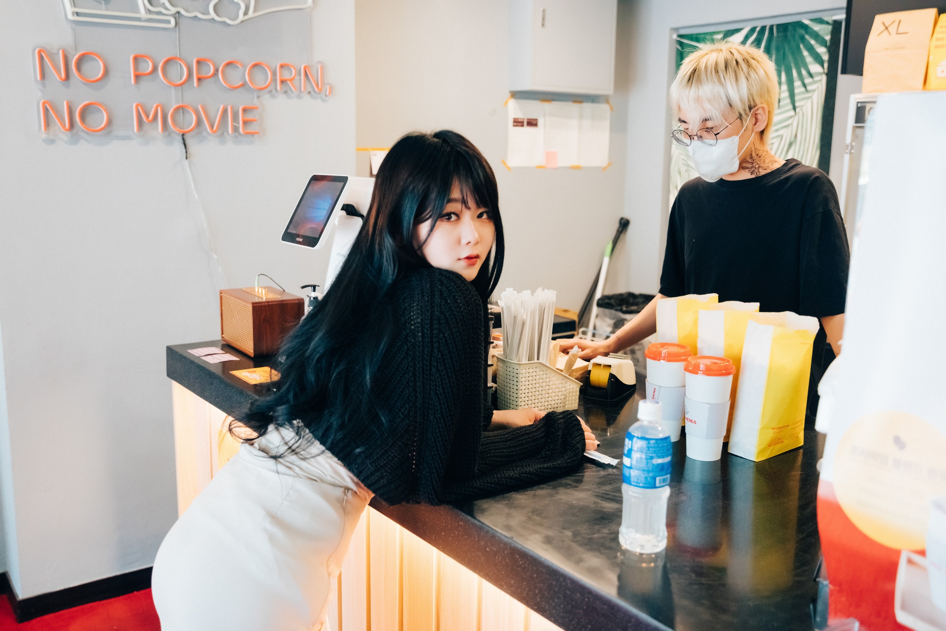 [LOOZY] Zia – xxx in the theater S.Ver(2)