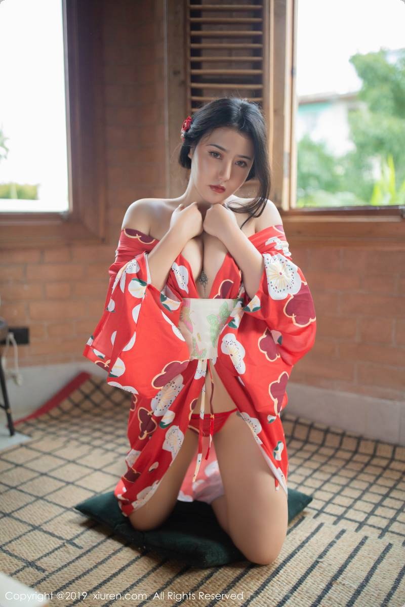 [秀人网] NO.1492 Manuela玛鲁娜 [58P](11)