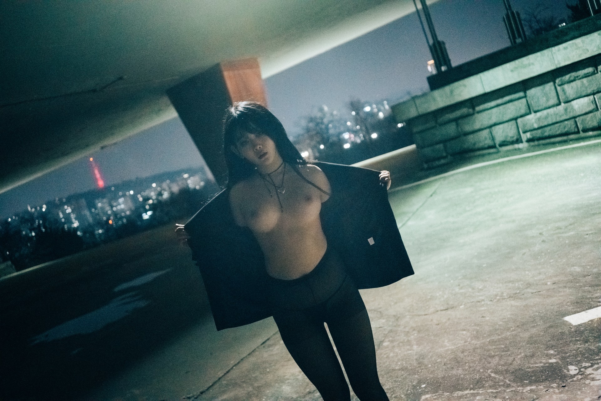ZIA.Kwon 권지아, [Loozy] XXX At Night Road Set.02(24)