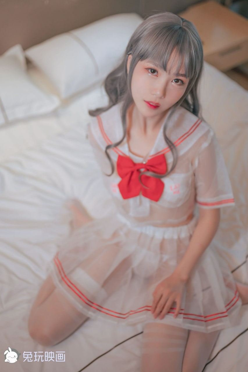 抖娘利世-白色死库水激凸自拍、波西米亚、穿制服的小姐姐[105P](82)