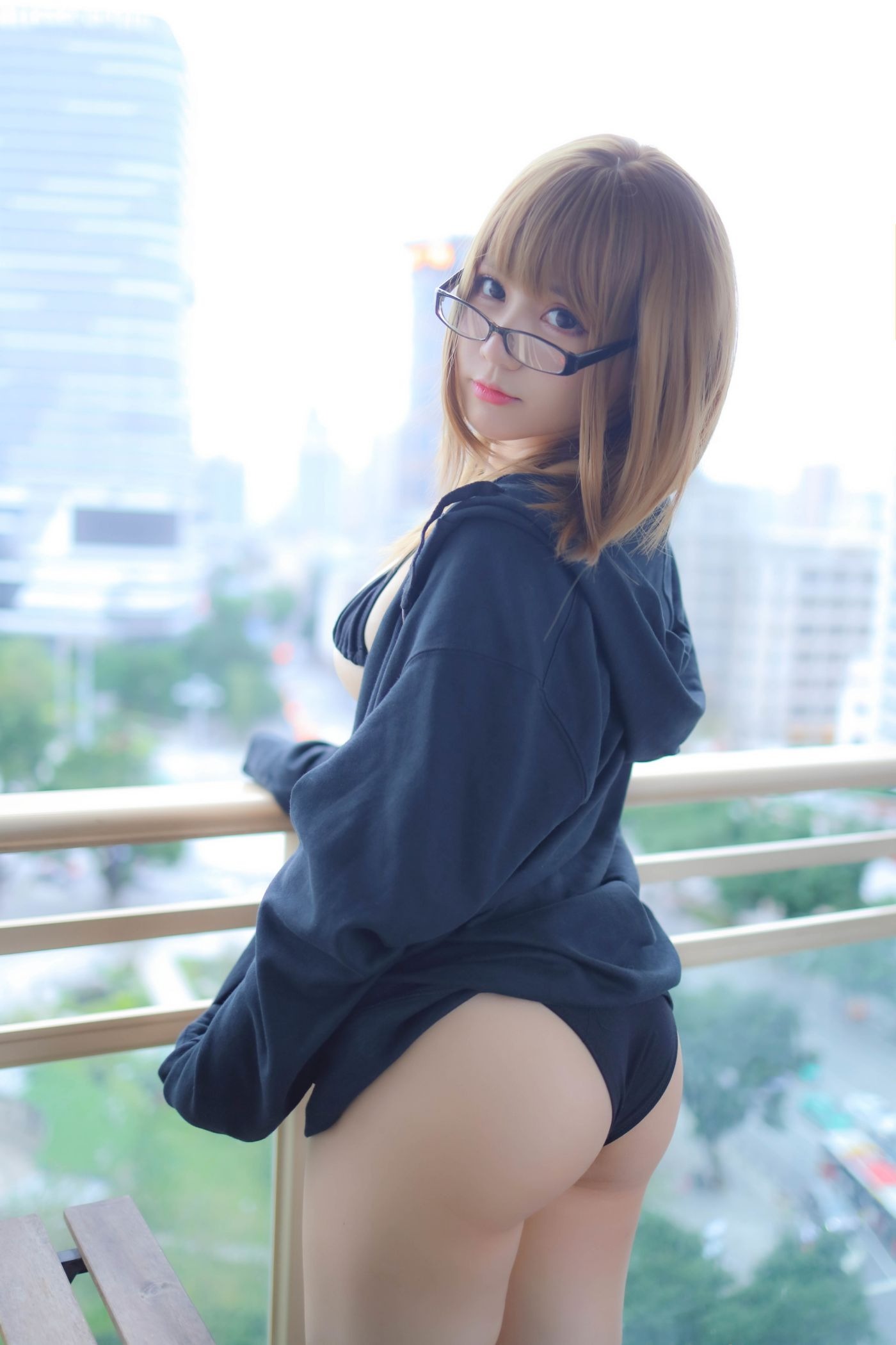 【Nyako喵子】9月电子版16-少女の秘密部屋[162p+3v](122)