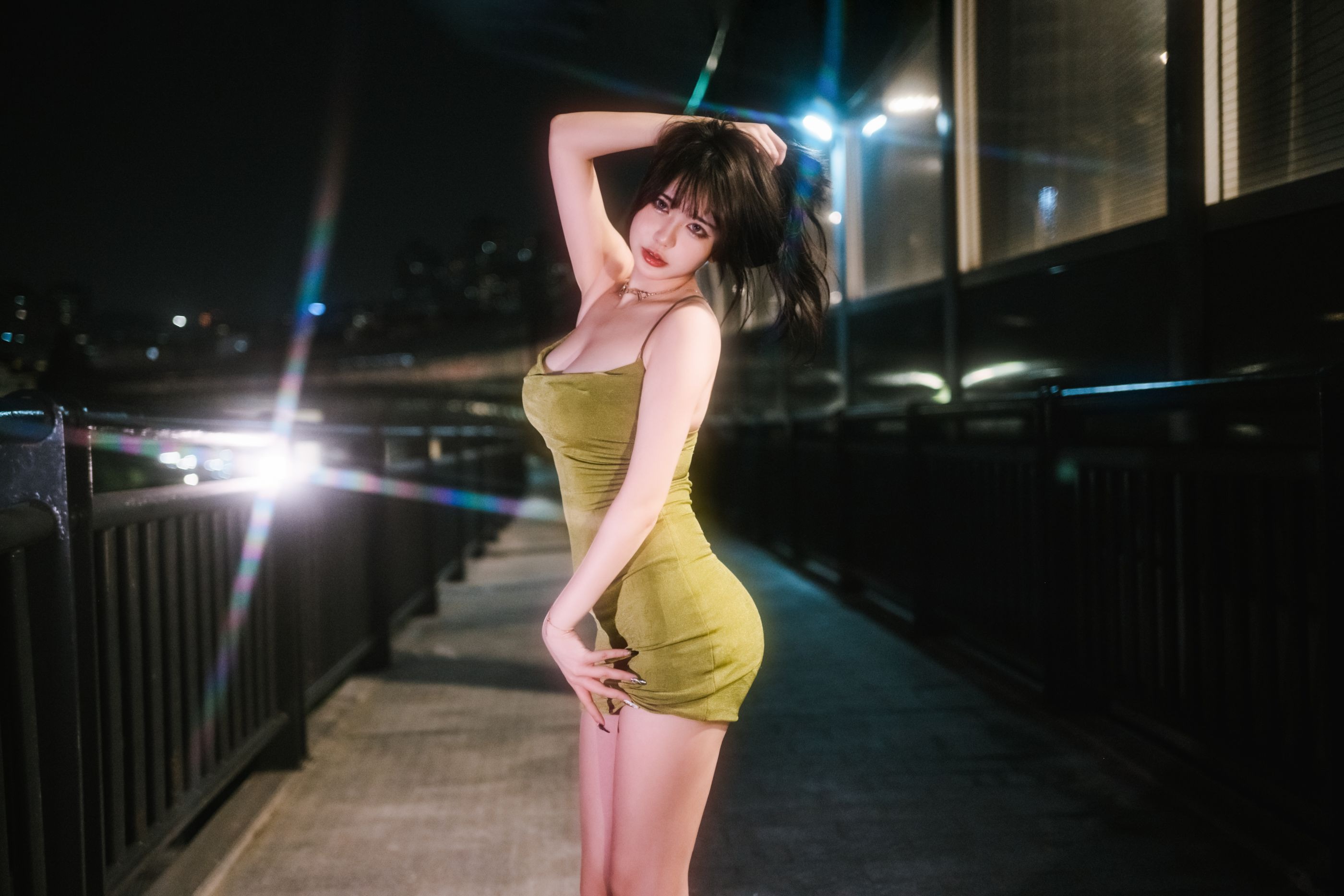 Tina很妖孽呀 绿色连衣裙 [35P-208MB](35)
