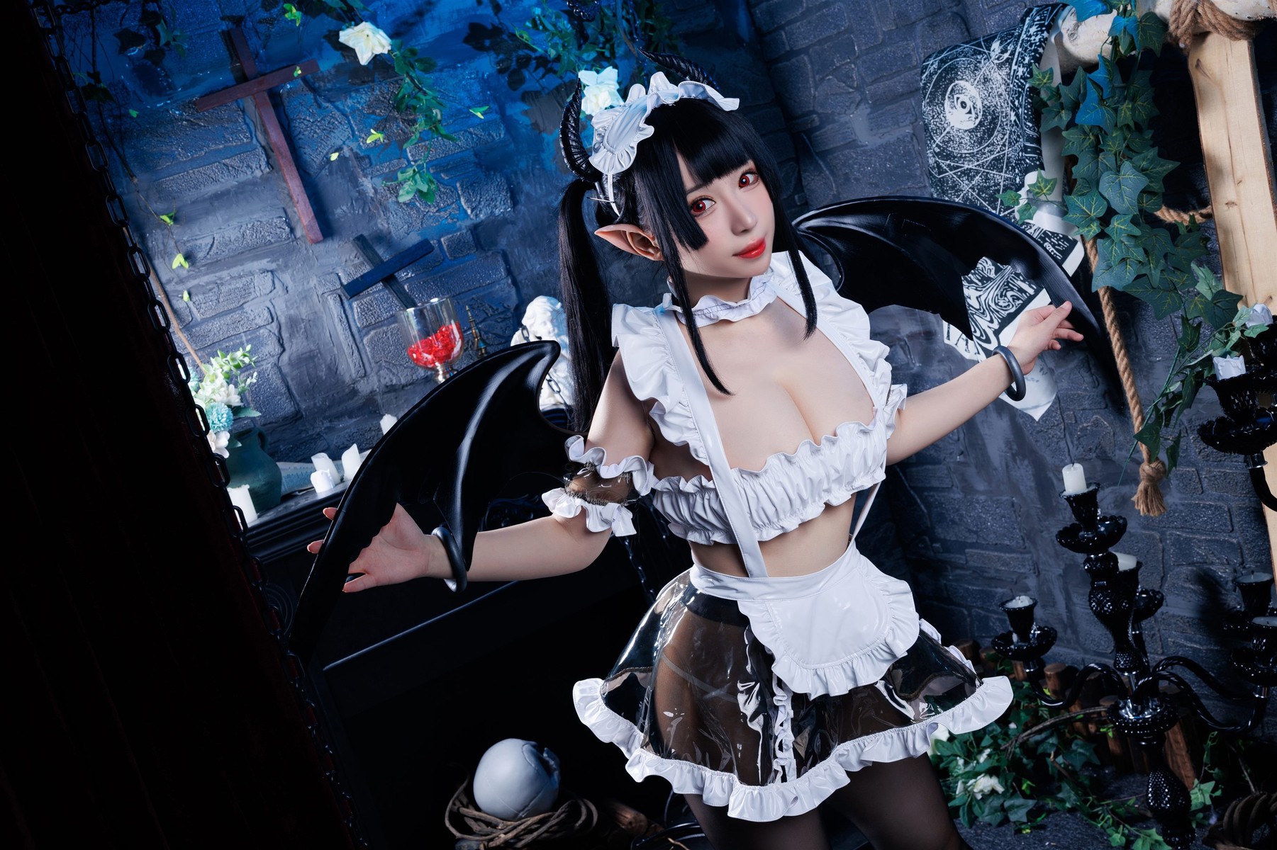 Cosplay 胡桃猫Kurumineko 女仆吸血姬 Vol.01(4)