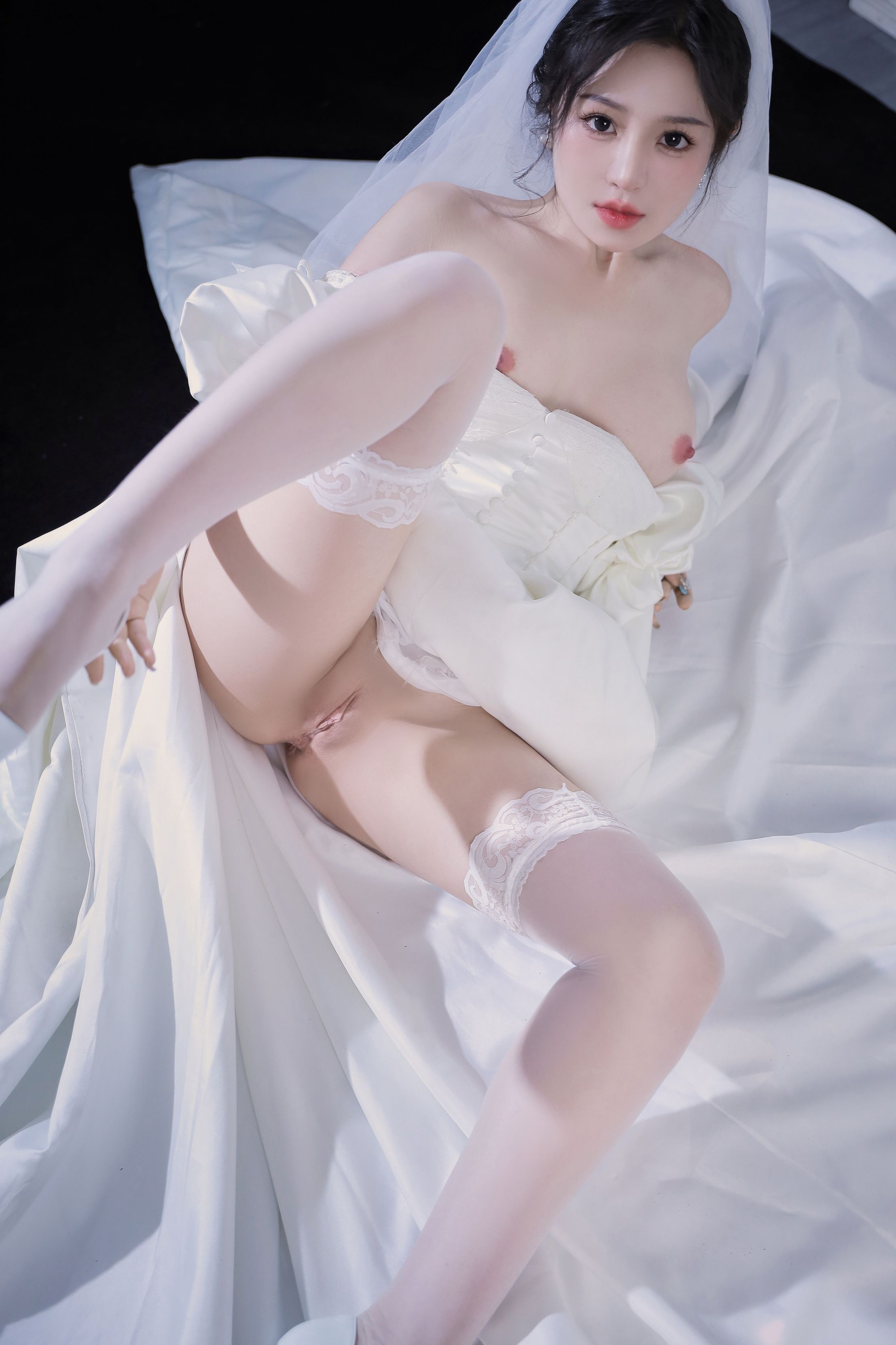 桃暖酱 婚纱60P(24)