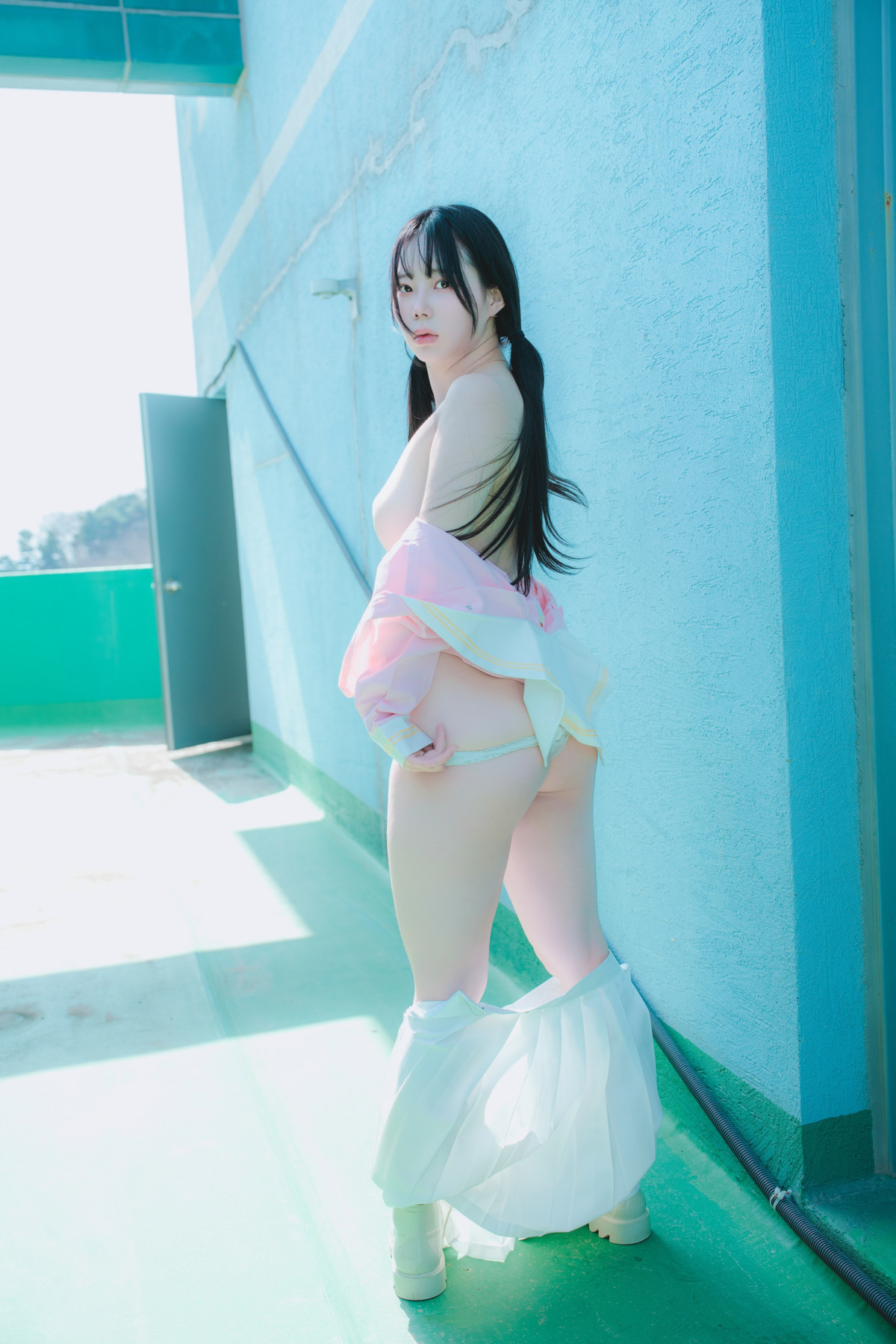 Myua 뮤아, Photobook &#8220;Pure&#8221;(33)