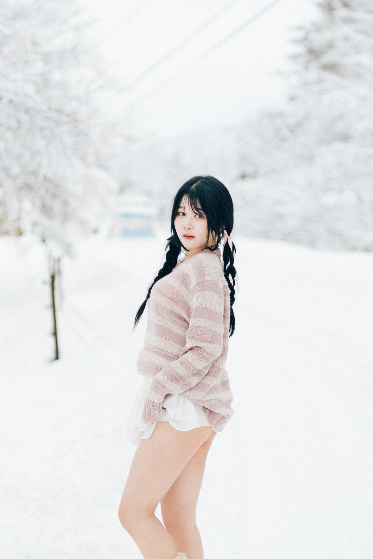 ZIA.Kwon 권지아, [Loozy] Snow Girl Set.02