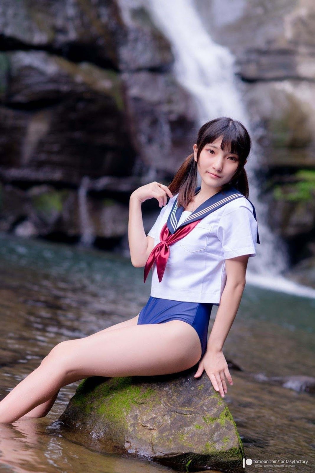 [小丁Patron] High School Girl with Pretty Pussy 皮衣濕身誘惑 (Fantasy Factory)(30)