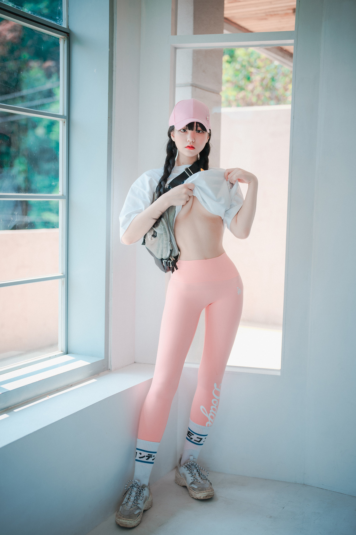 Jeong Jenny 정제니, DJAWA &#8216;Loose and Tight Pink&#8217; Set.03(22)