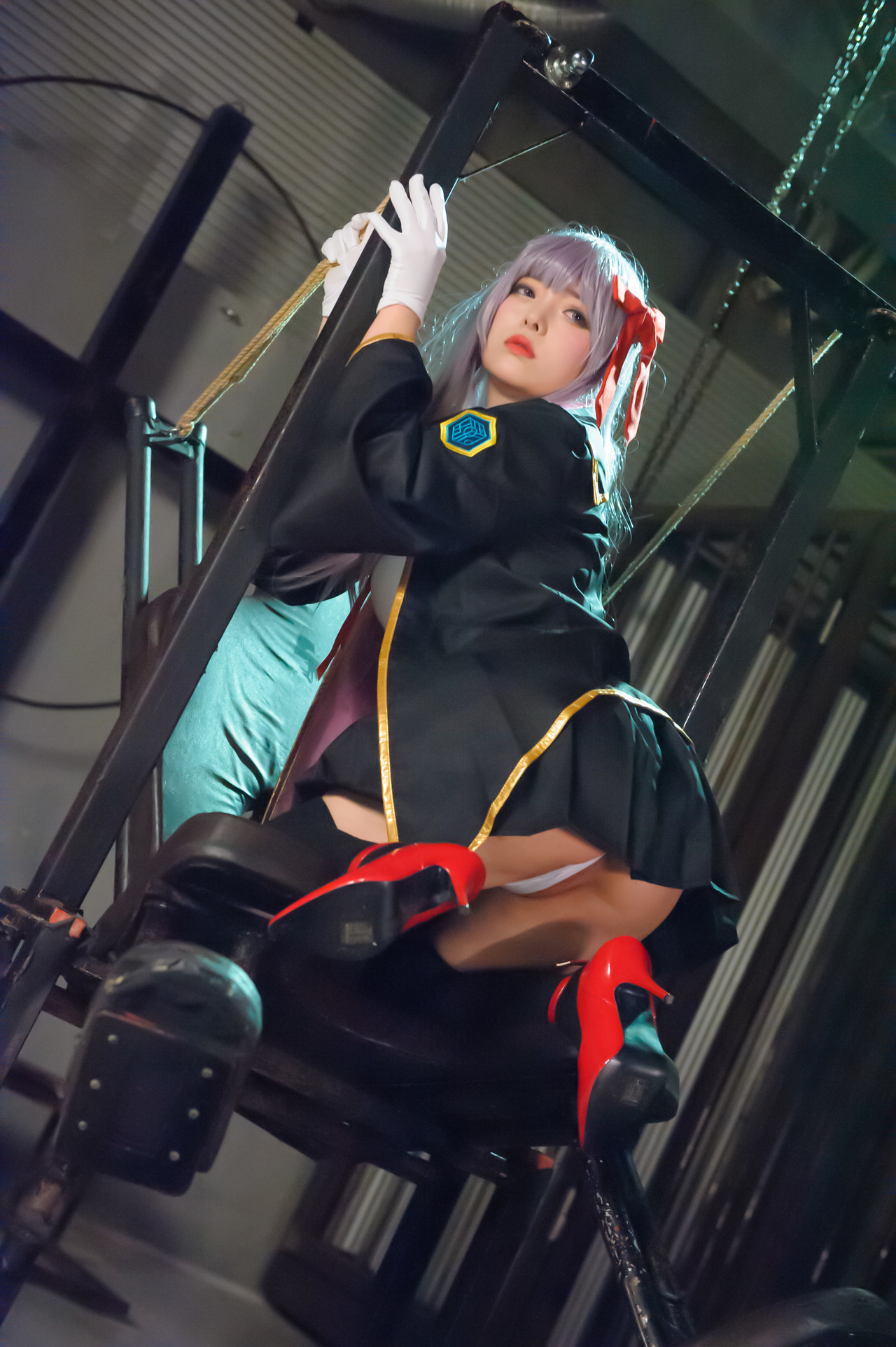 あなたが好きなのは？ダークな世界観で緊縛されている少女(48)