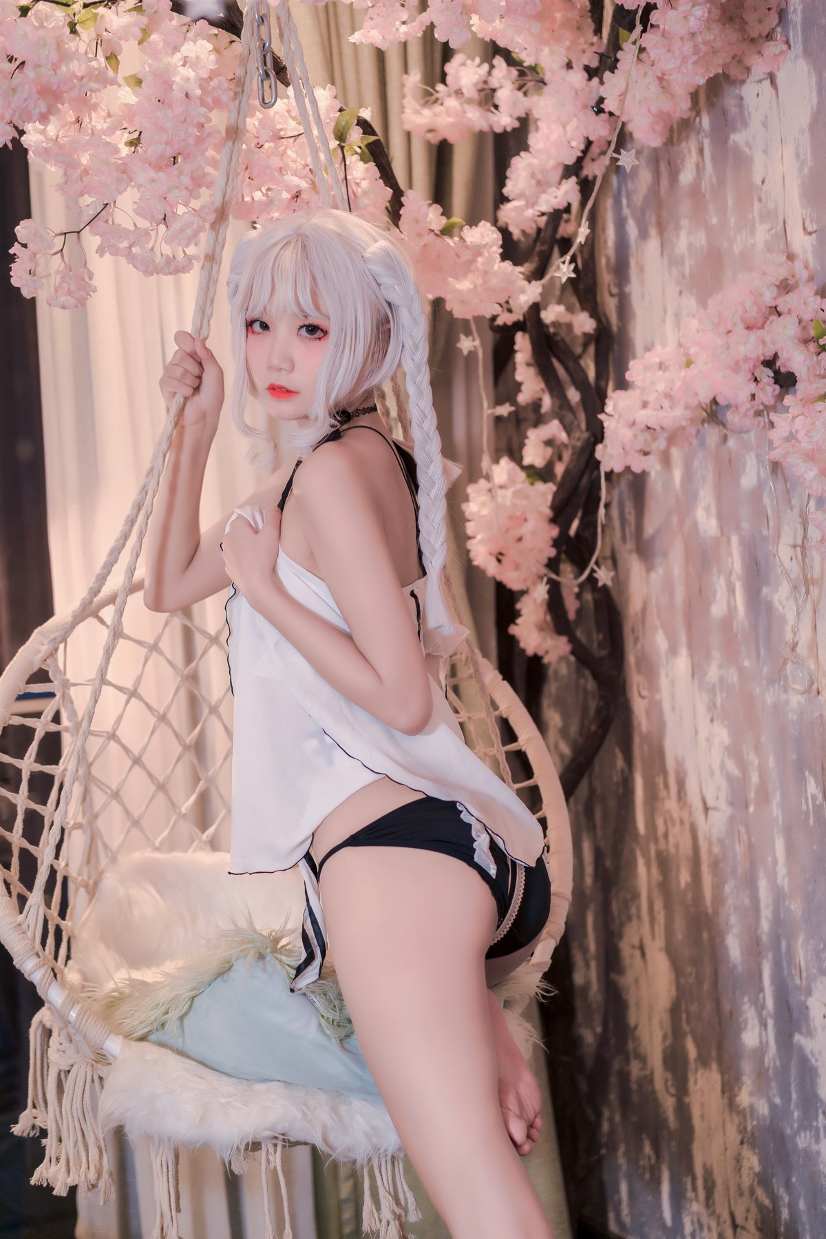 Cosplay 清纯少女五更百鬼 圣女 吊带黑丝(21)