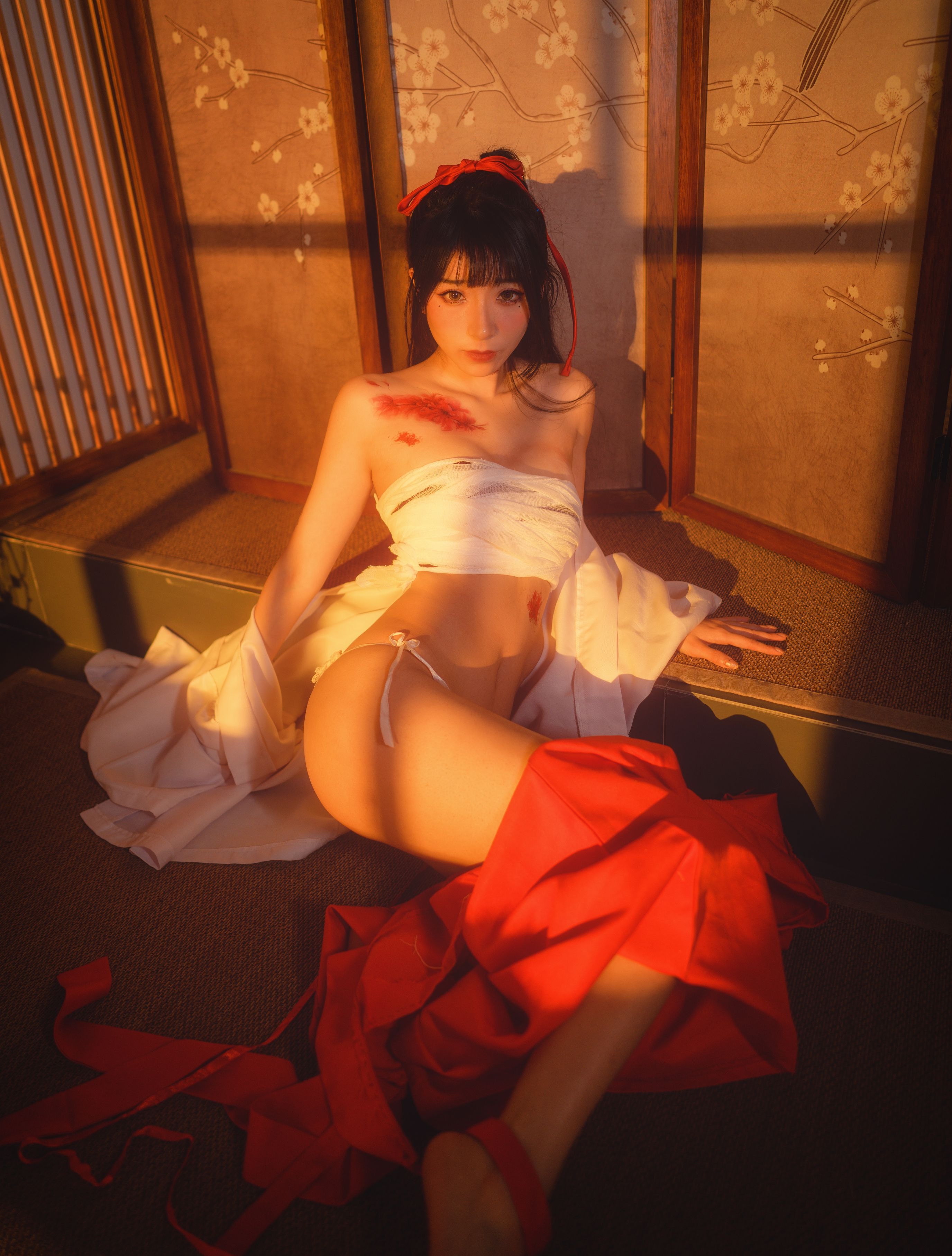 特软儿Sona 巫女 [26P-992MB](13)