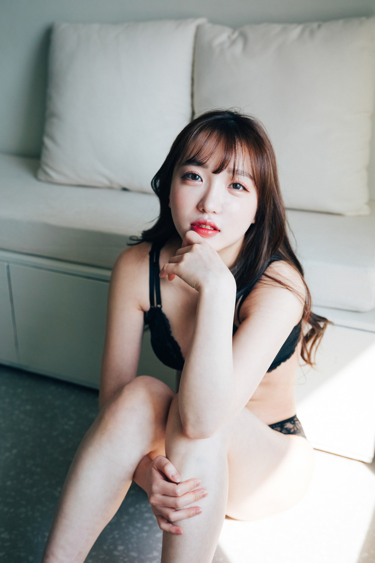 Son Yeeun 손예은, [Loozy] Maximum Vol.01(28)