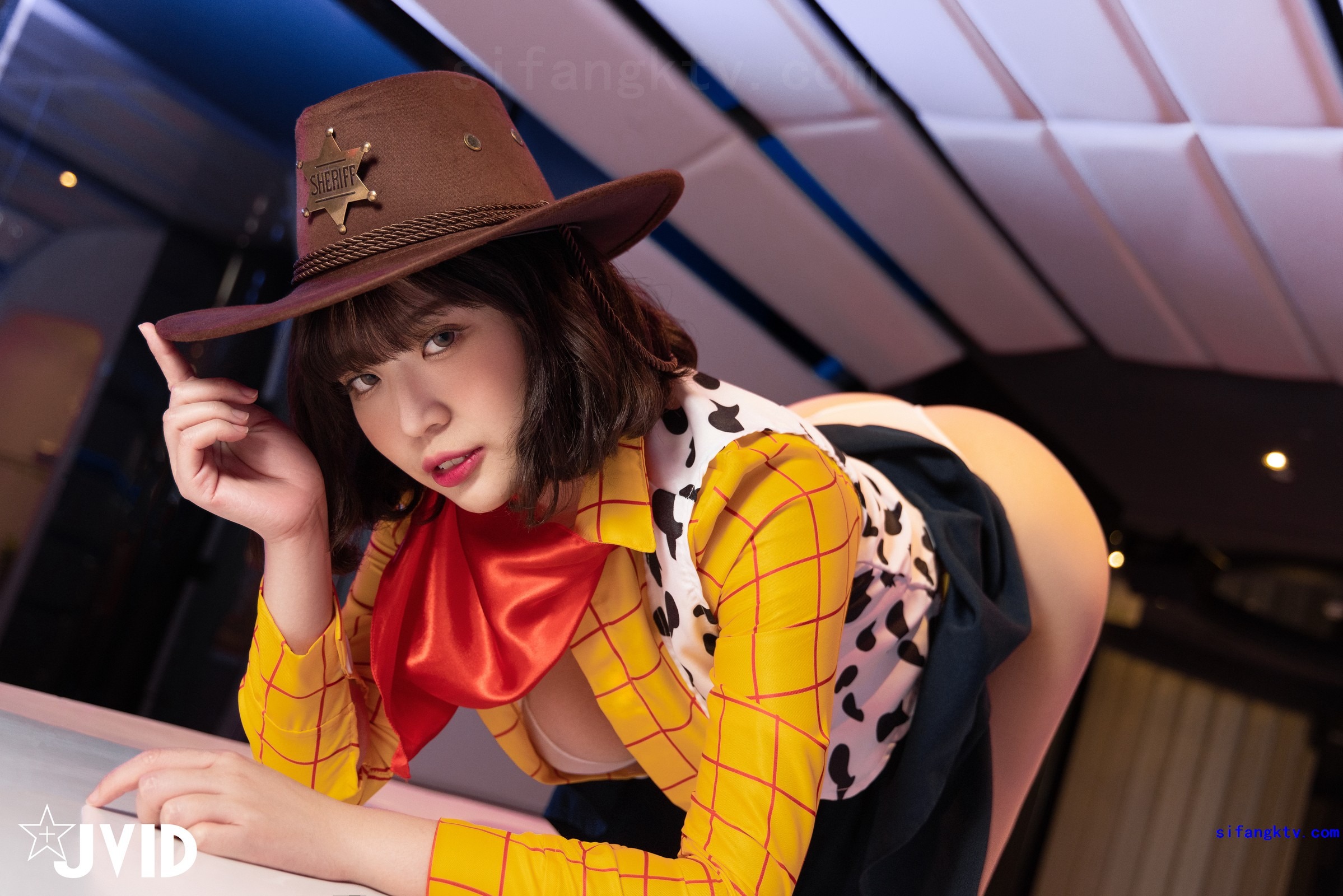 爆乳胡迪警長《茹茹》柔软真乳神(101)