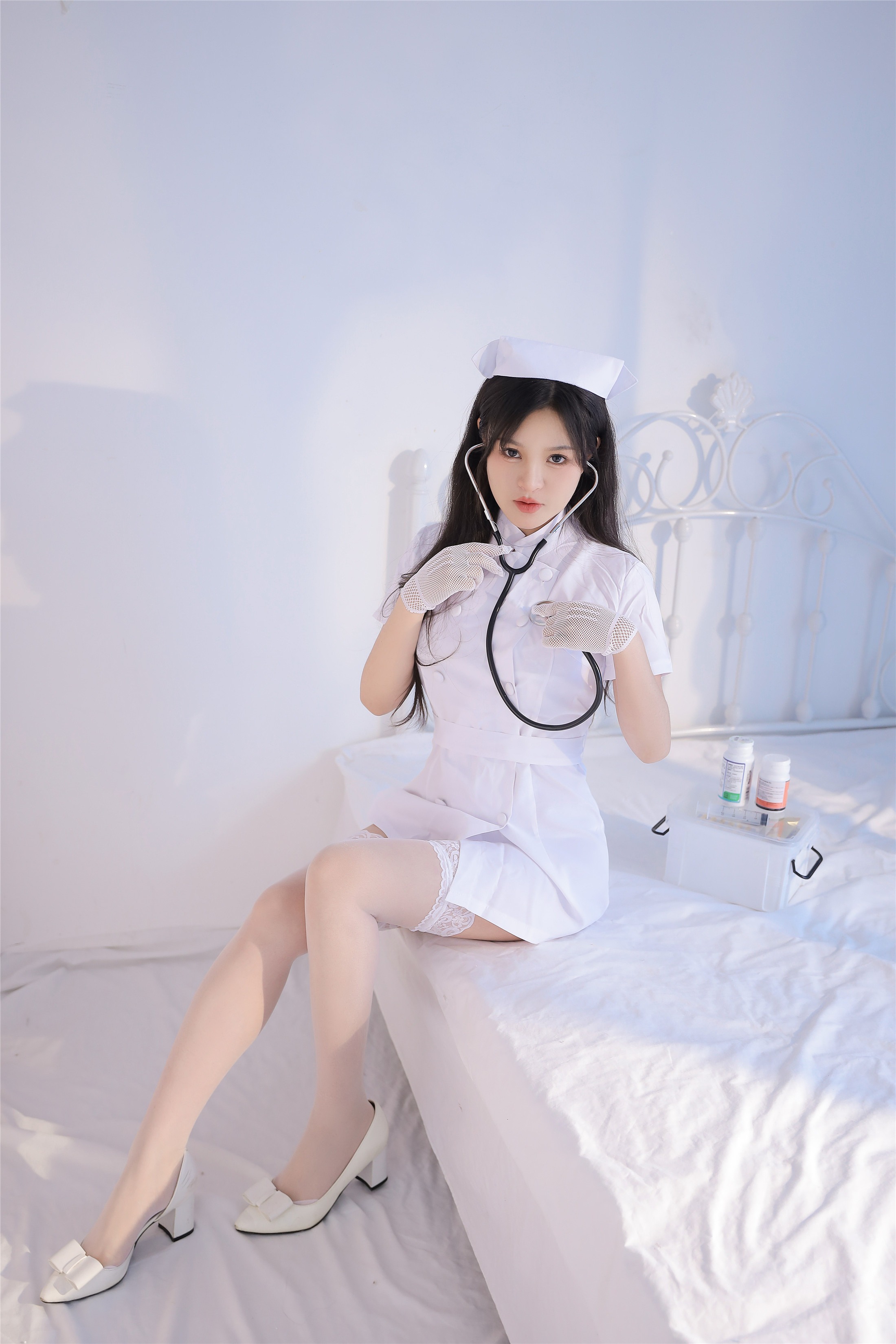 桃暖酱 – 护士小姐 60P(59)